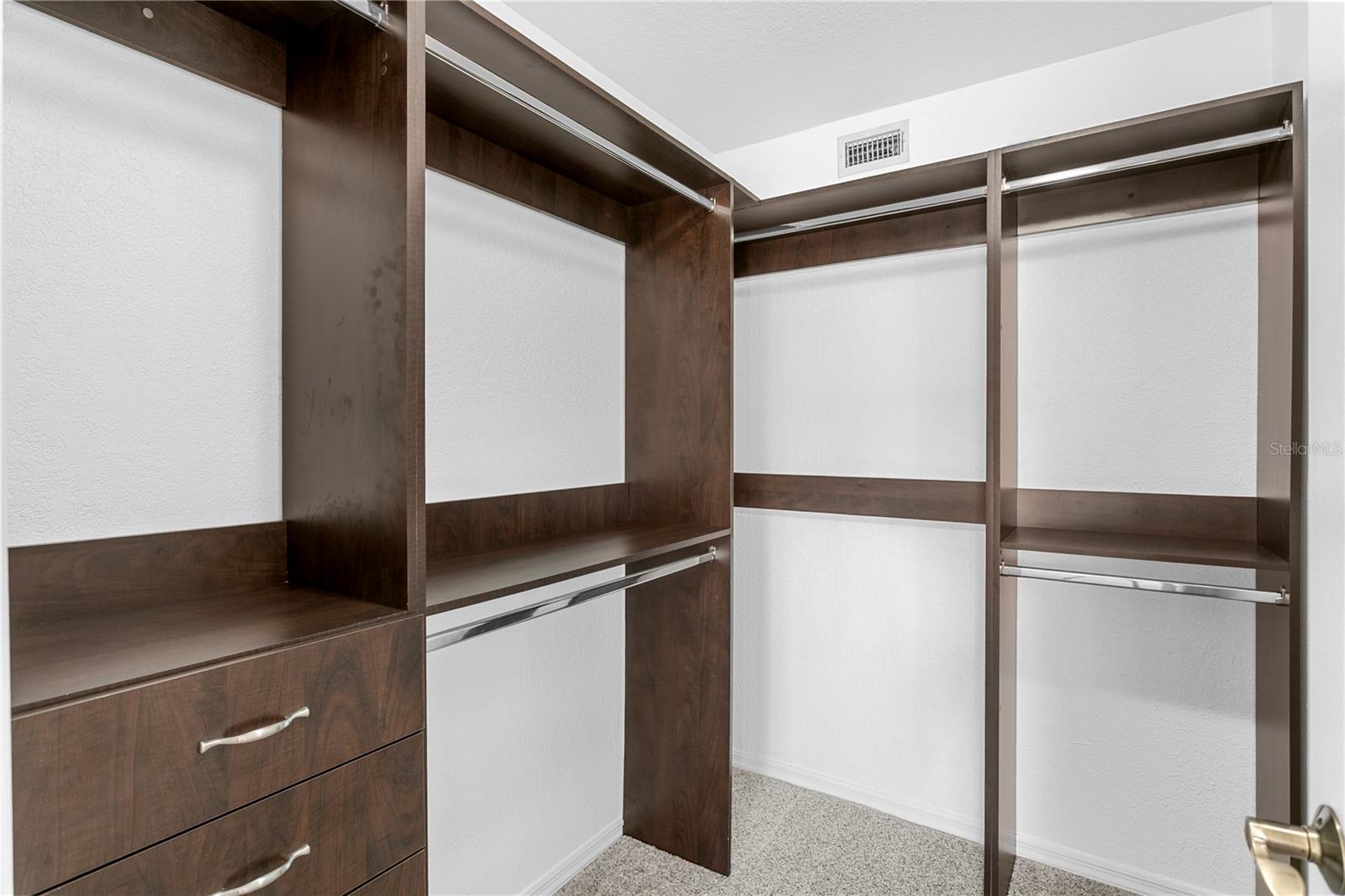 Image 16 of 28 For 10399 Paradise Boulevard 106b