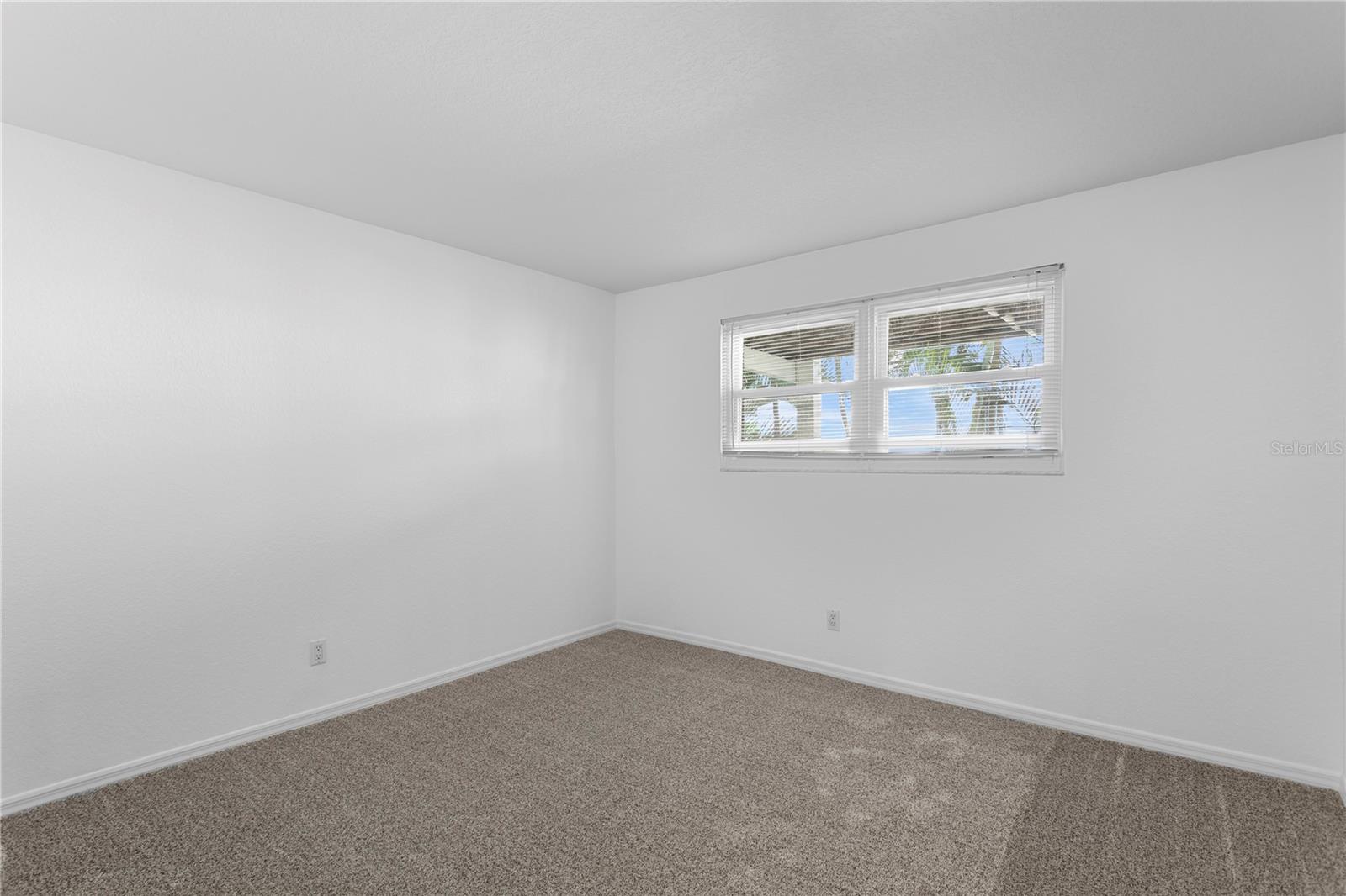 Image 18 of 28 For 10399 Paradise Boulevard 106b