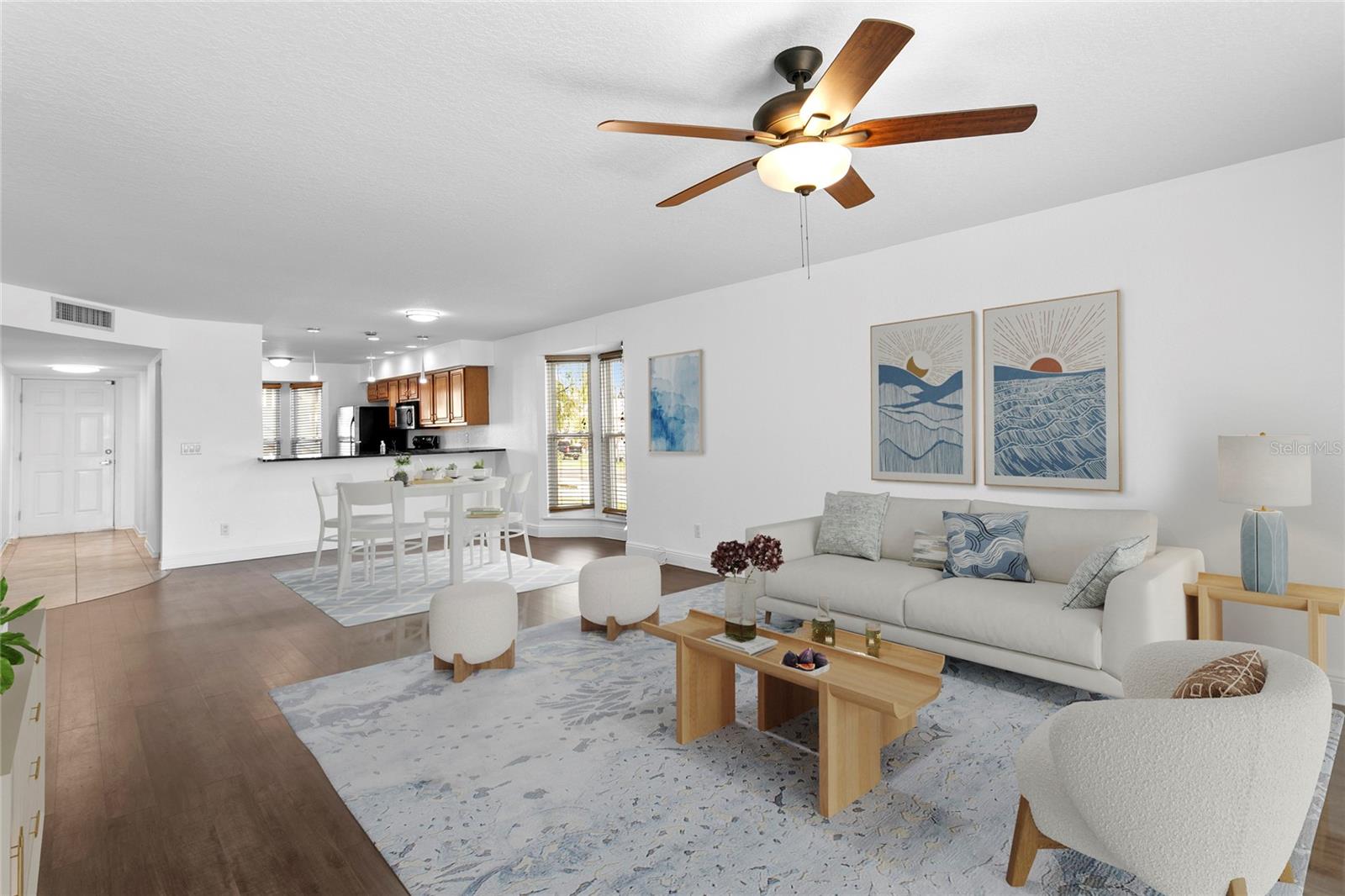 Image 4 of 28 For 10399 Paradise Boulevard 106b