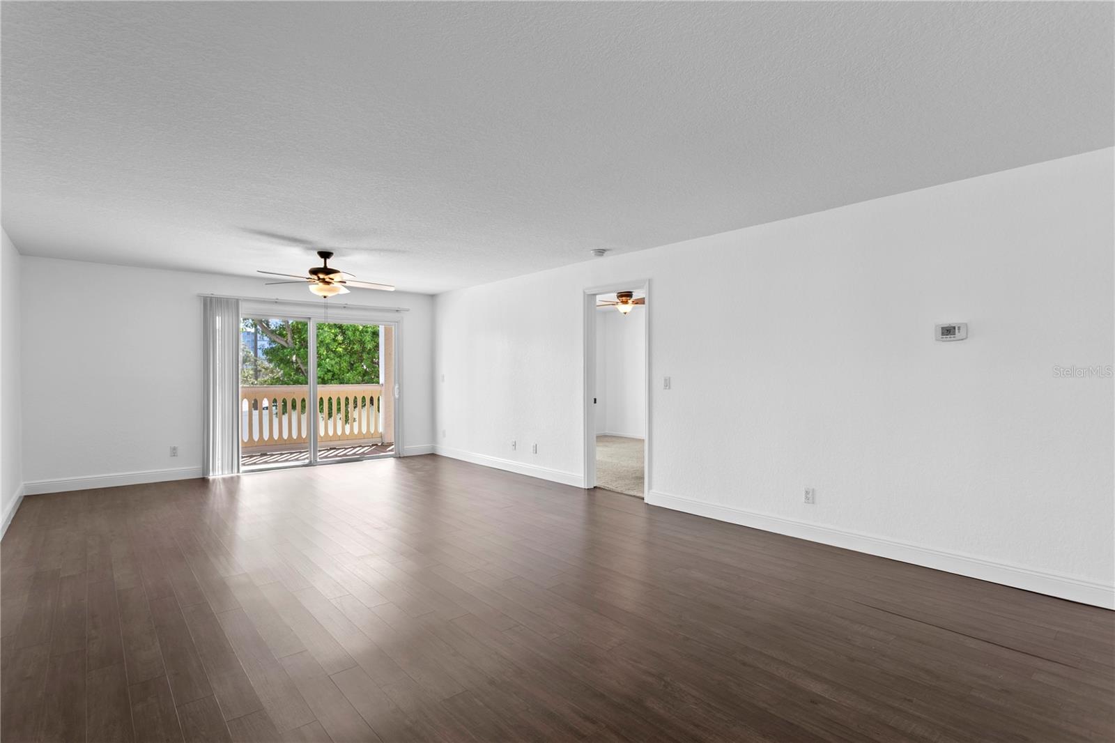 Image 7 of 28 For 10399 Paradise Boulevard 106b