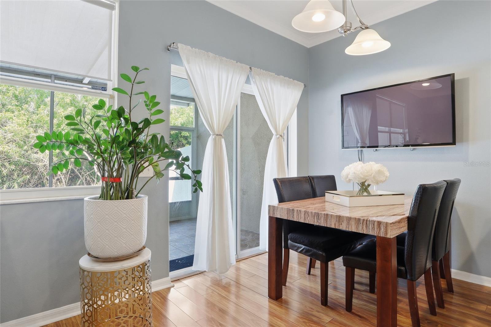 Image 12 of 42 For 542 Black Lion Drive Ne