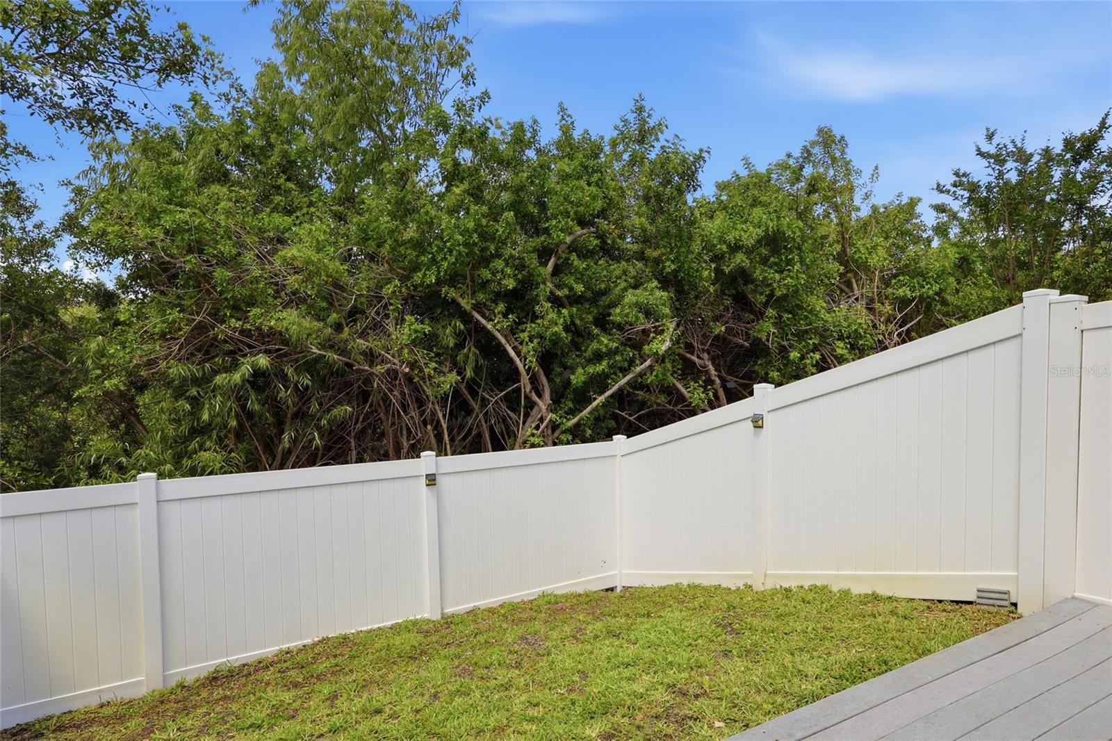 Image 7 of 42 For 542 Black Lion Drive Ne