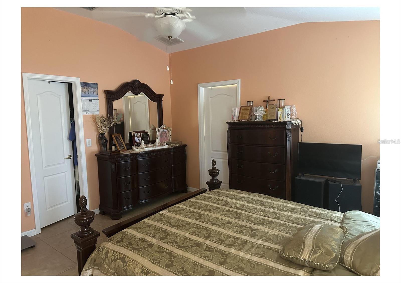 Image 13 of 27 For 6812 Aramon Court