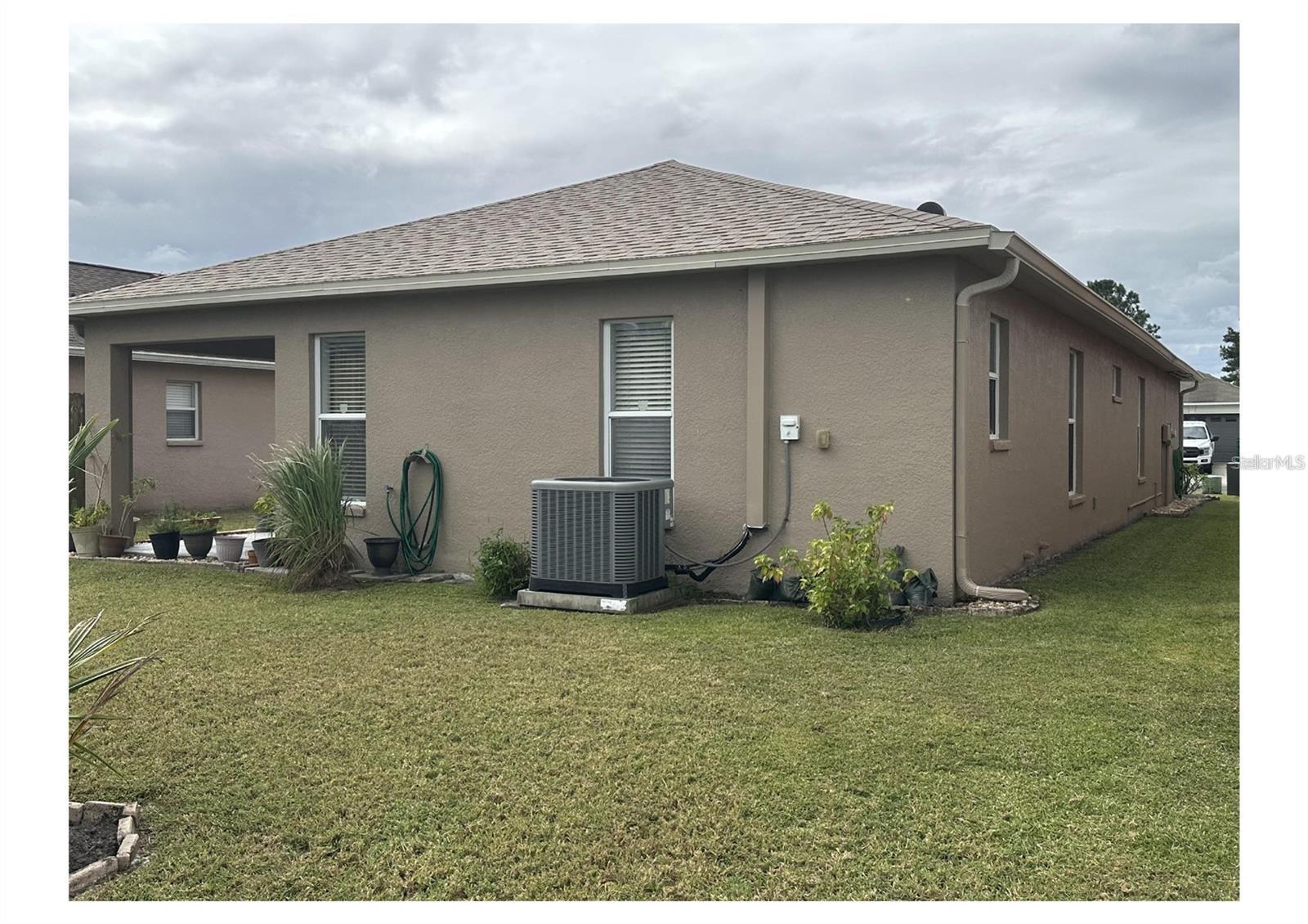 Image 6 of 27 For 6812 Aramon Court