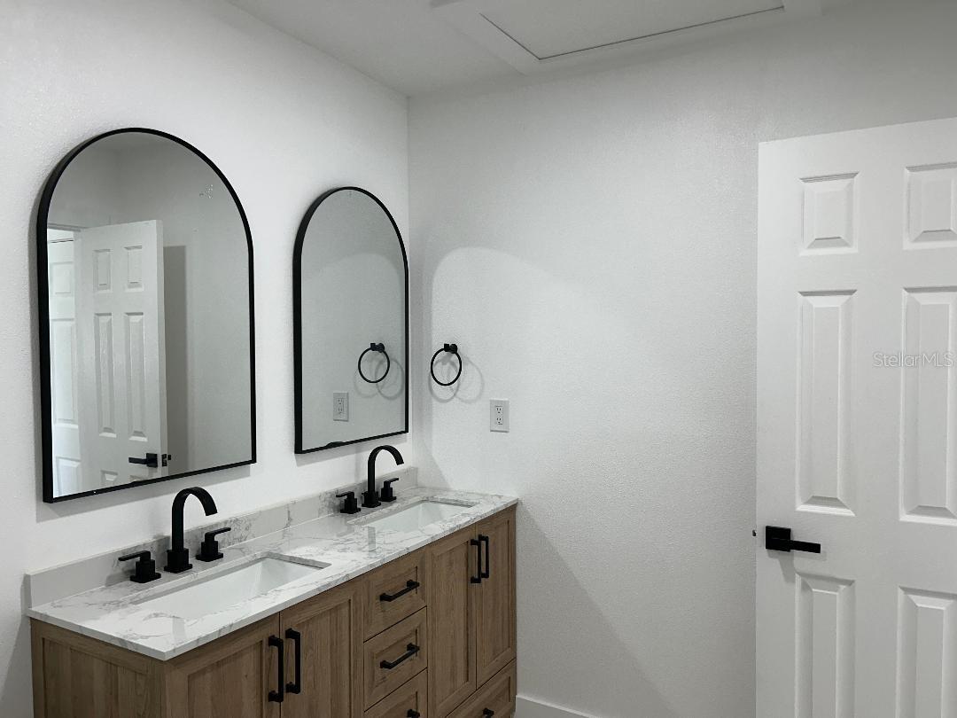 Image 15 of 28 For 4611 Mcelroy Avenue