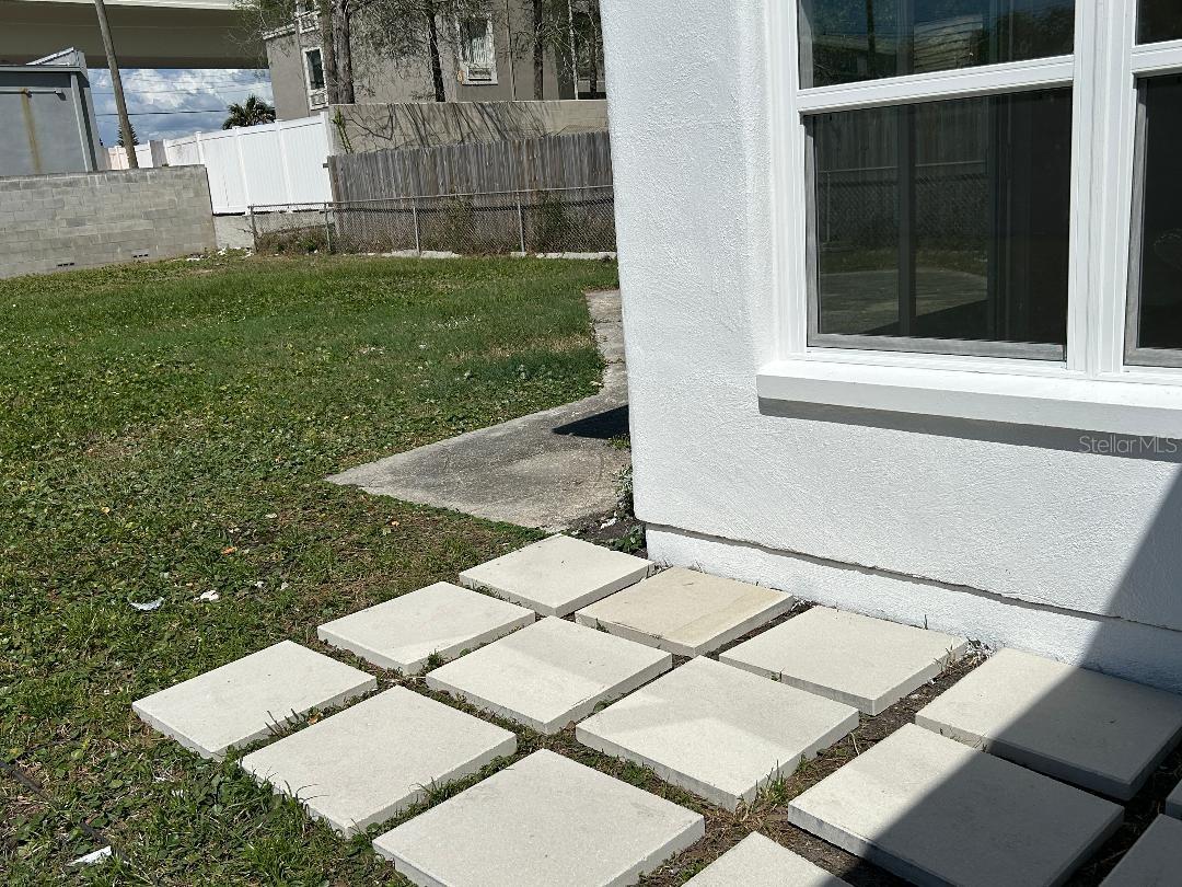 Image 21 of 28 For 4611 Mcelroy Avenue