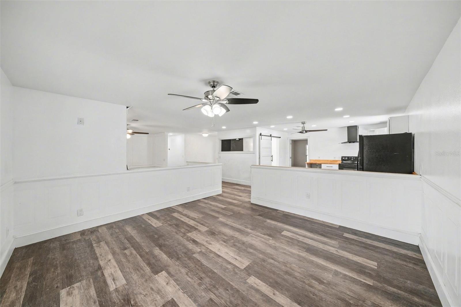 Image 10 of 31 For 10938 Salt Tree Drive