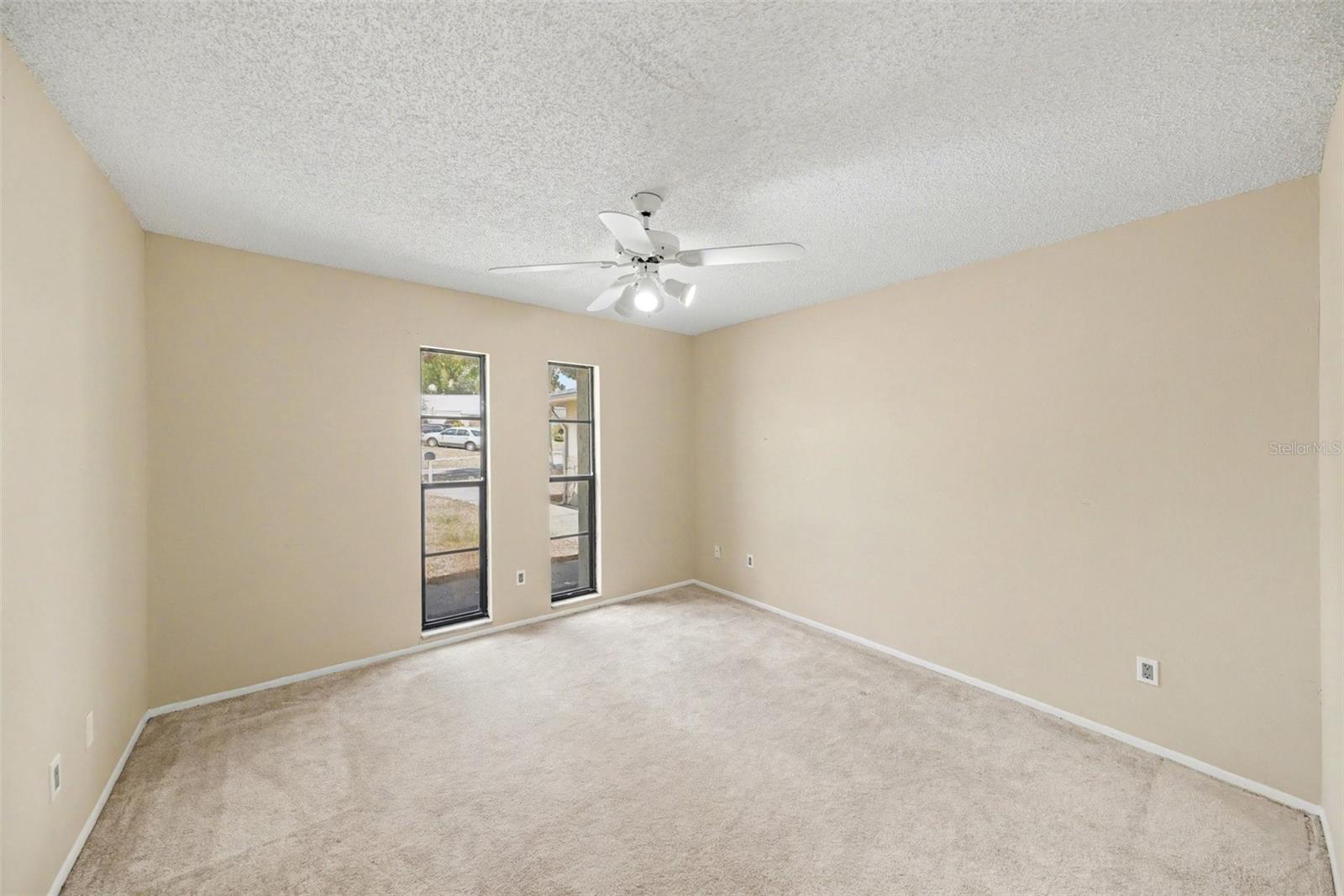 Image 21 of 31 For 10938 Salt Tree Drive