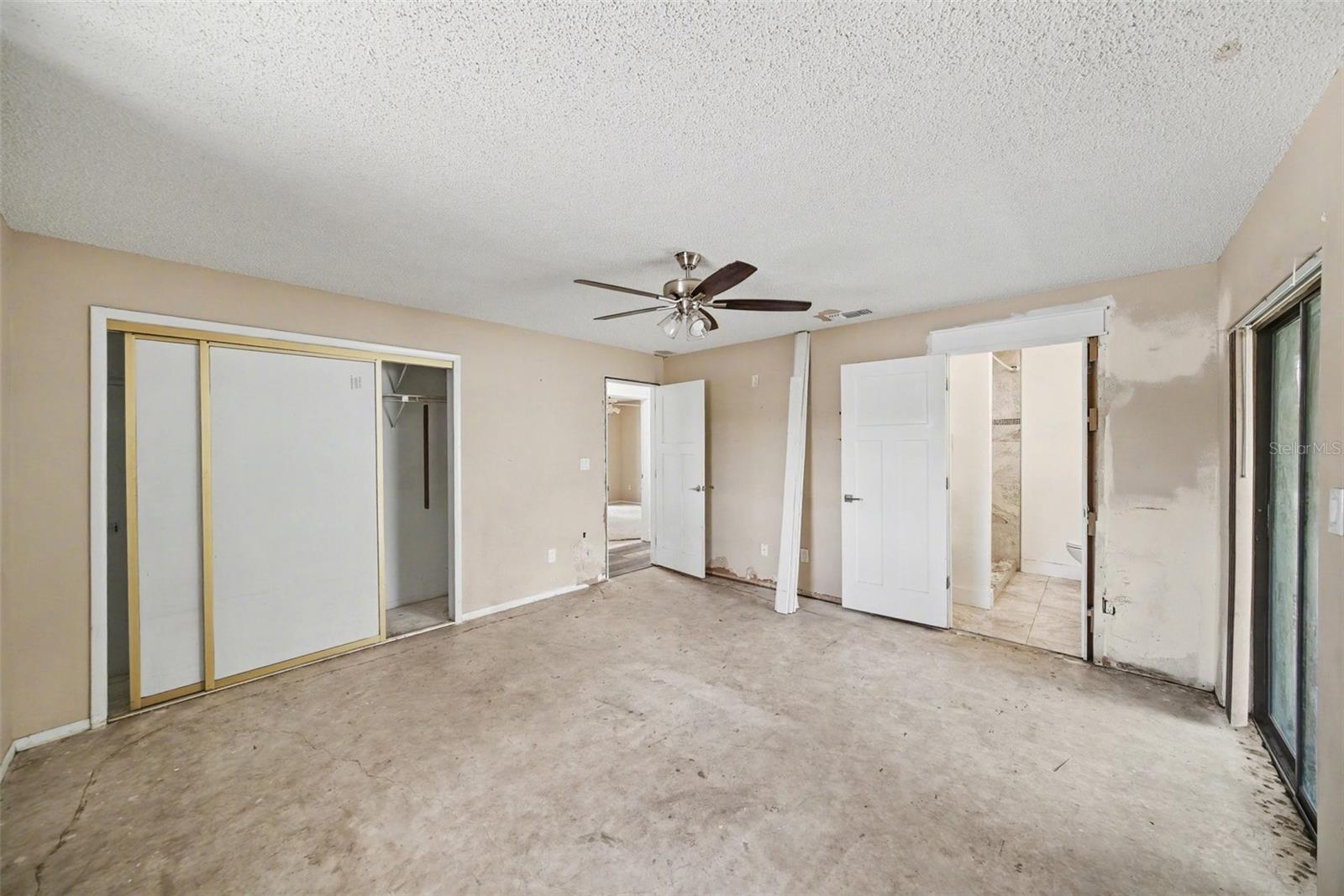 Image 24 of 31 For 10938 Salt Tree Drive