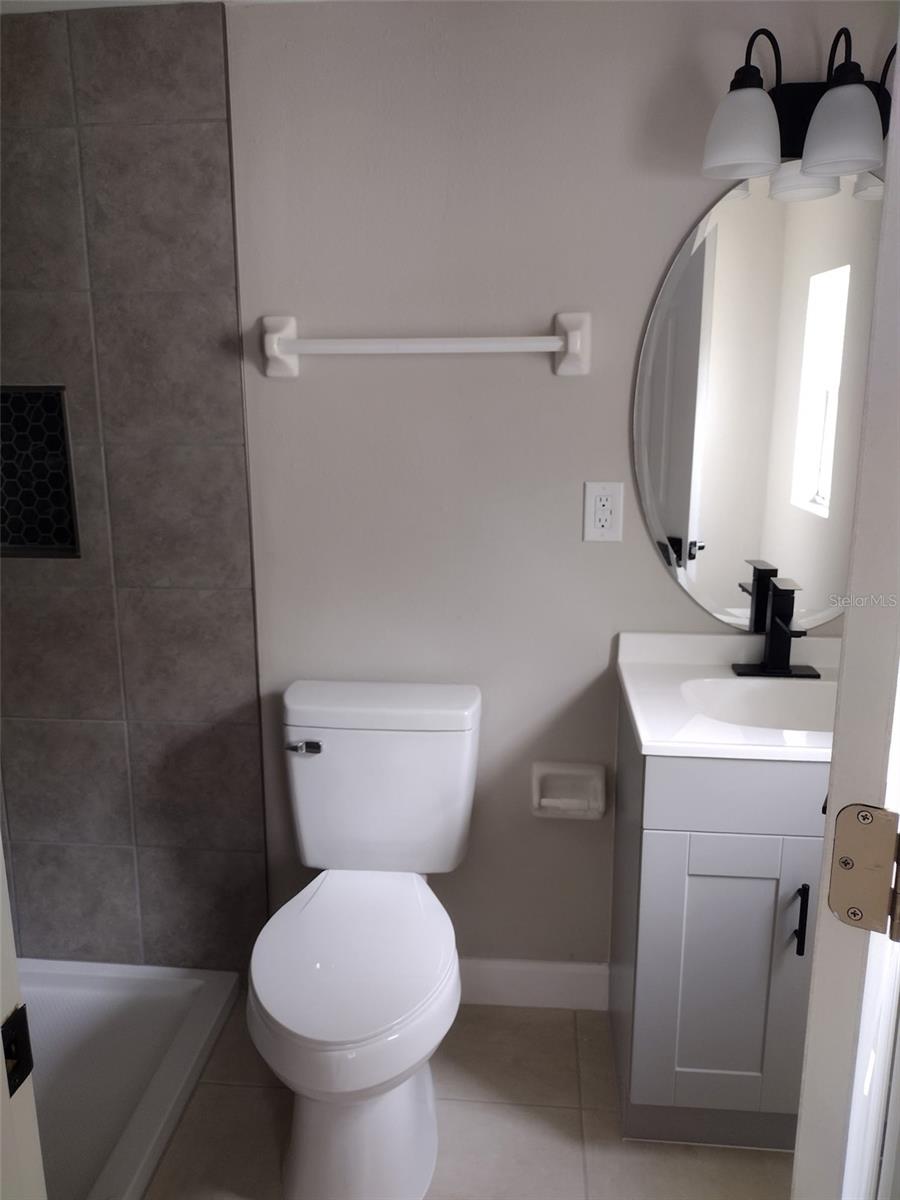 Listing photo id 13 for 9026 Bourbon Street