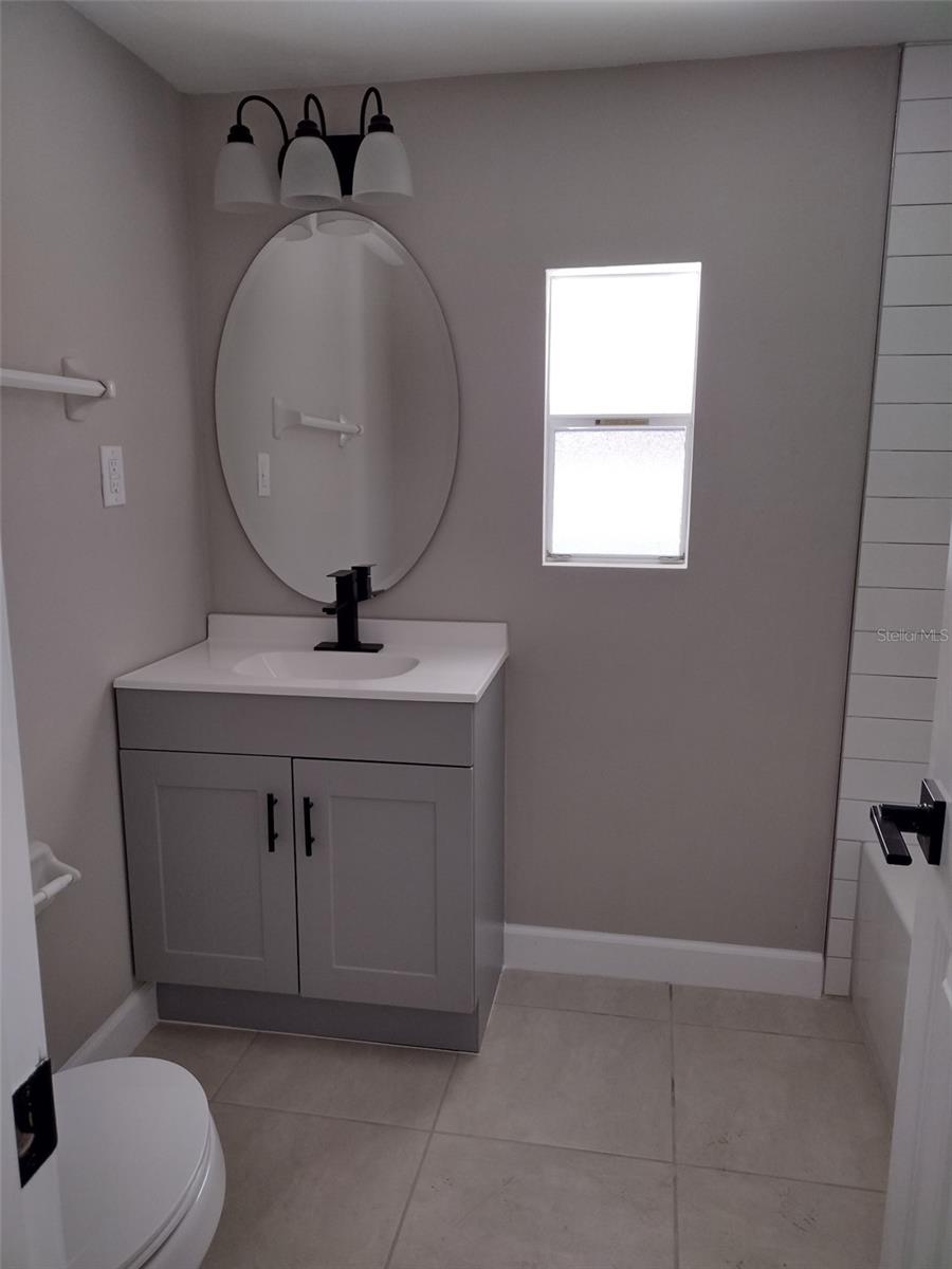 Listing photo id 14 for 9026 Bourbon Street