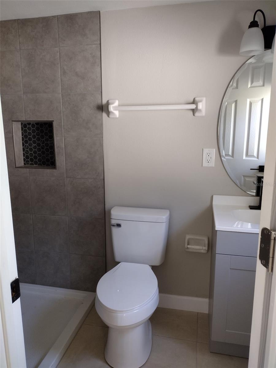 Listing photo id 17 for 9026 Bourbon Street