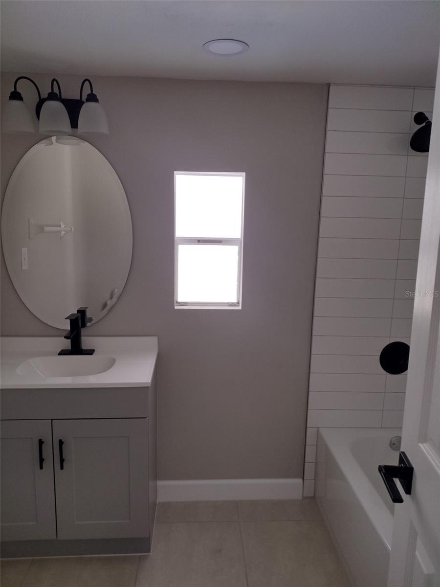 Listing photo id 18 for 9026 Bourbon Street