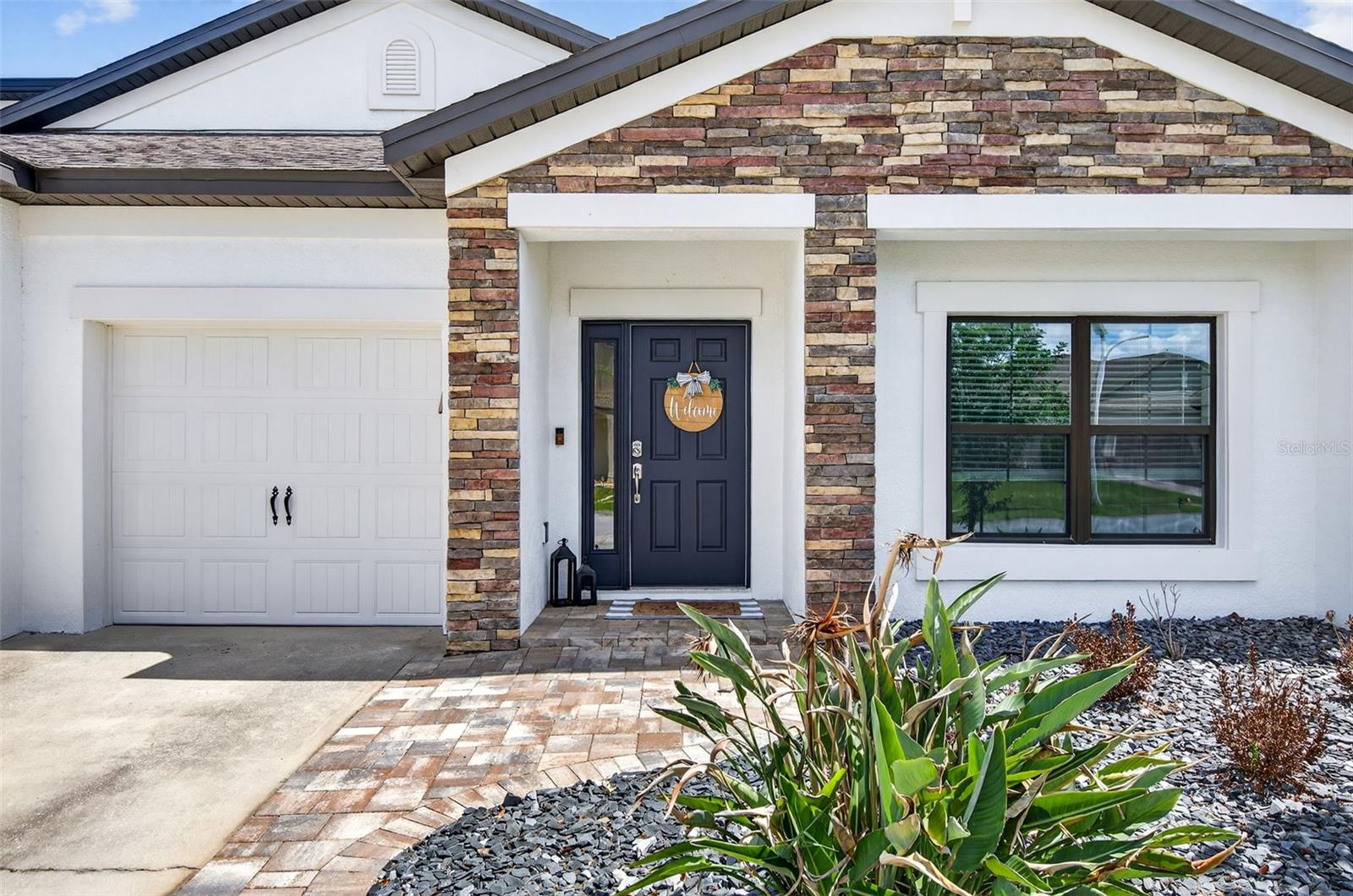 Image 5 of 47 For 8060 Roma Dune Drive