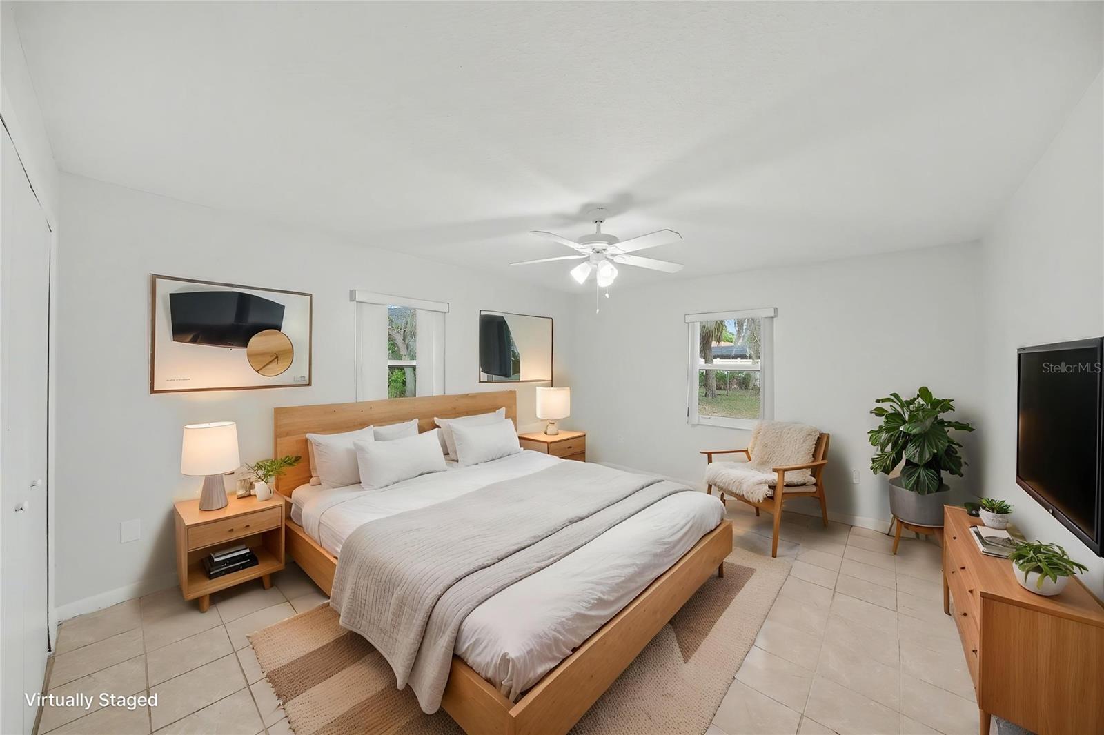 Listing photo id 12 for 113 Ruskin Avenue