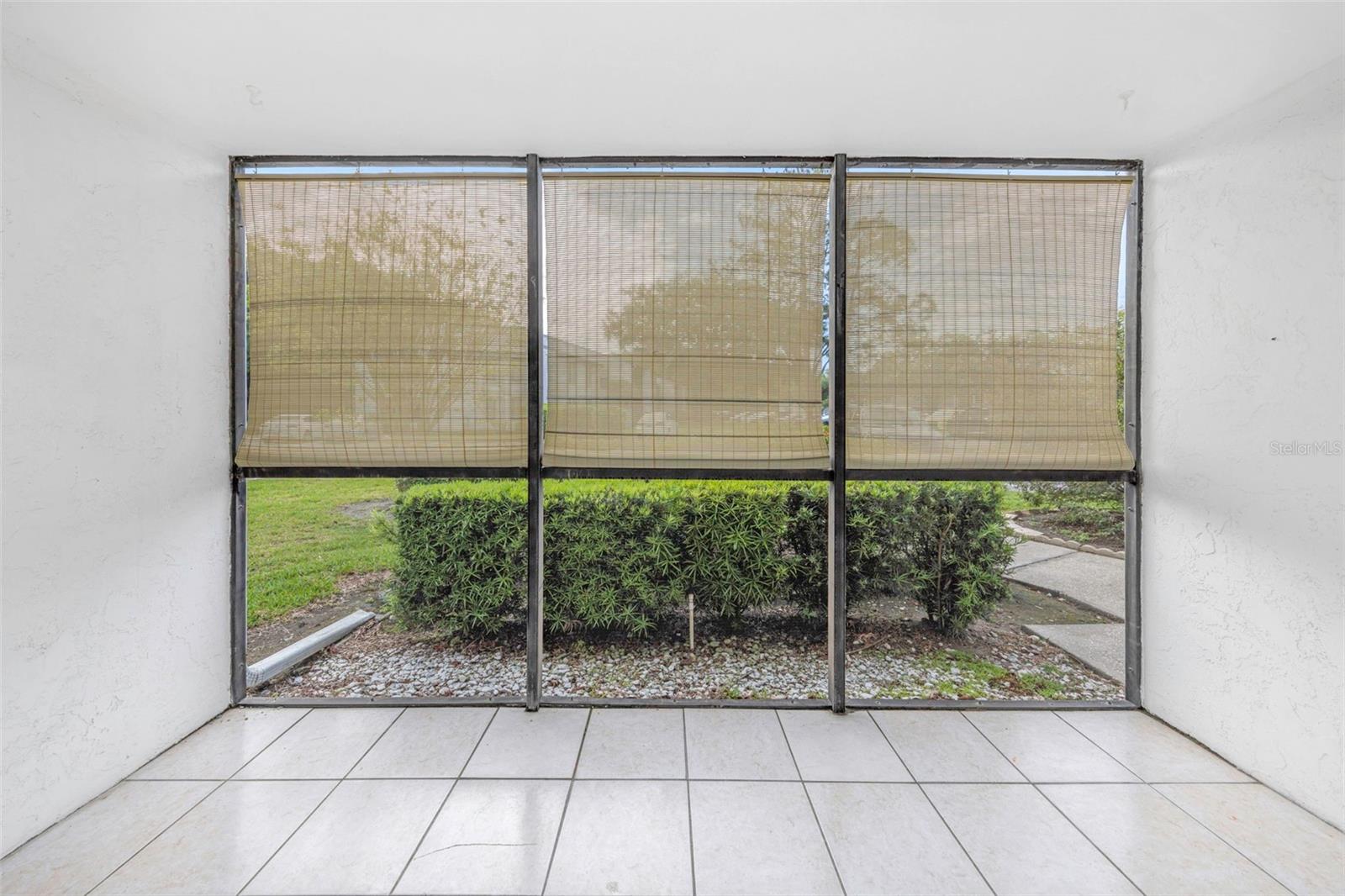 Image 27 of 50 For 1308 Pine Ridge Circle E H1