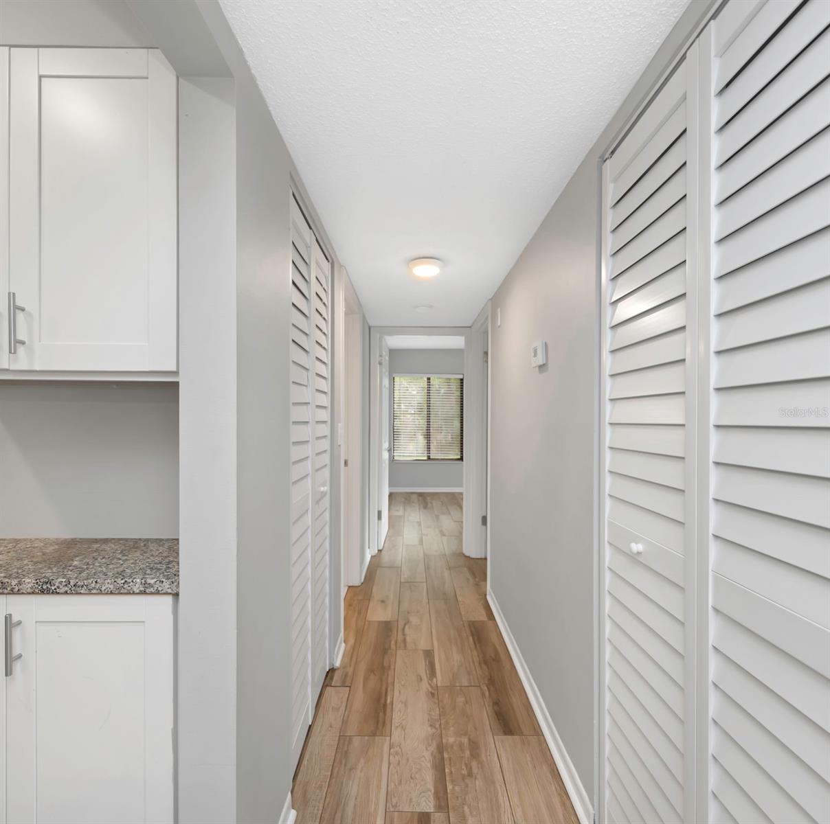 Image 31 of 50 For 1308 Pine Ridge Circle E H1