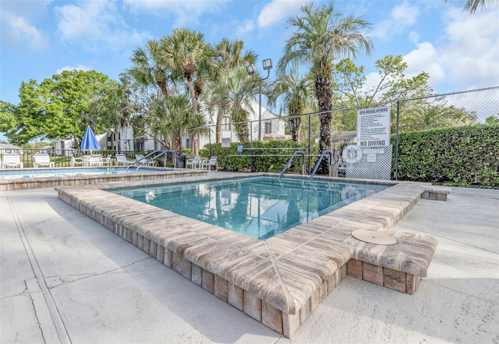 Image 42 of 50 For 1308 Pine Ridge Circle E H1