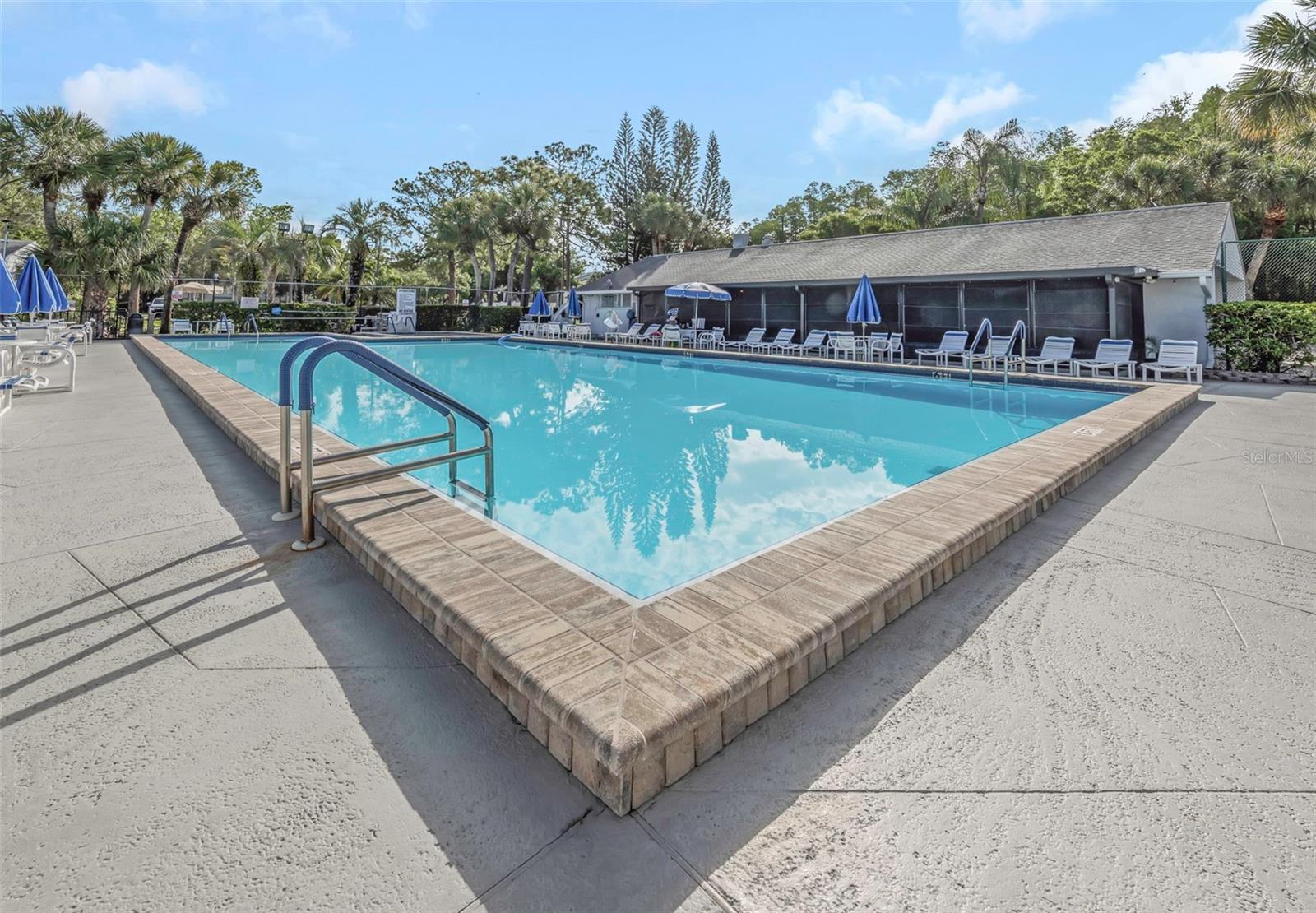 Image 46 of 50 For 1308 Pine Ridge Circle E H1