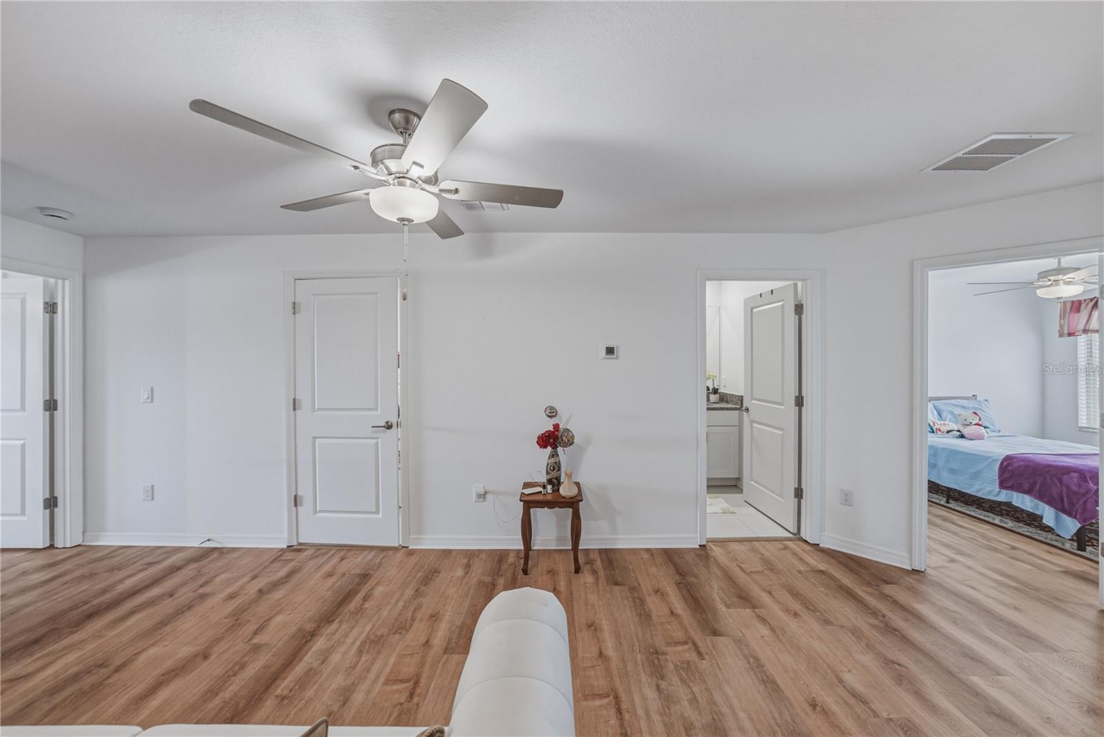 Image 22 of 55 For 30688 Veridian Way