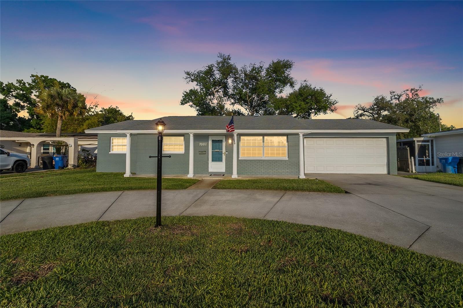 Details for 7001 18th Street N, ST PETERSBURG, FL 33702