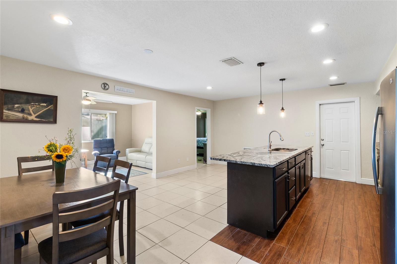 Image 10 of 43 For 7001 18th Street N