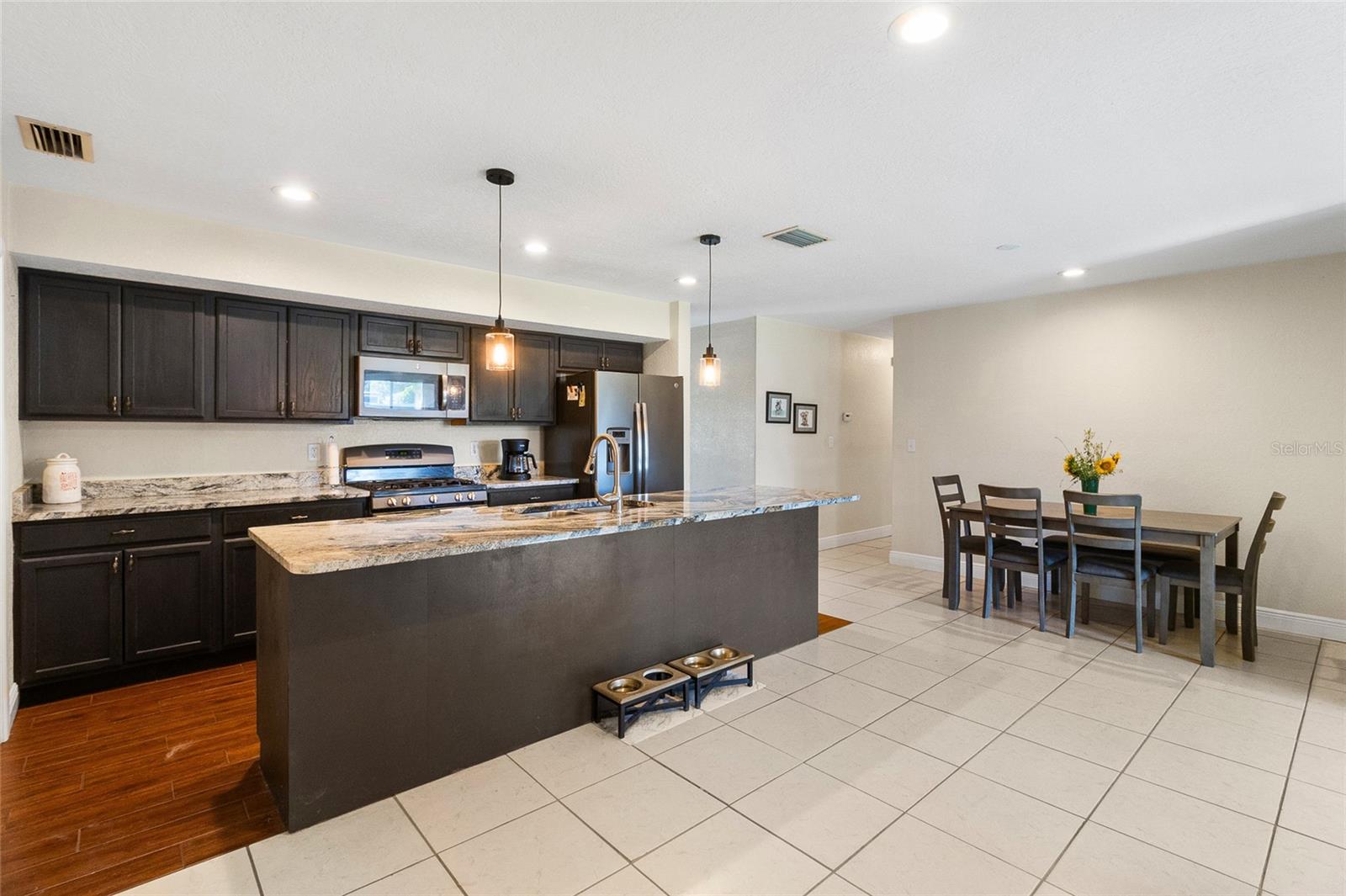 Image 12 of 43 For 7001 18th Street N