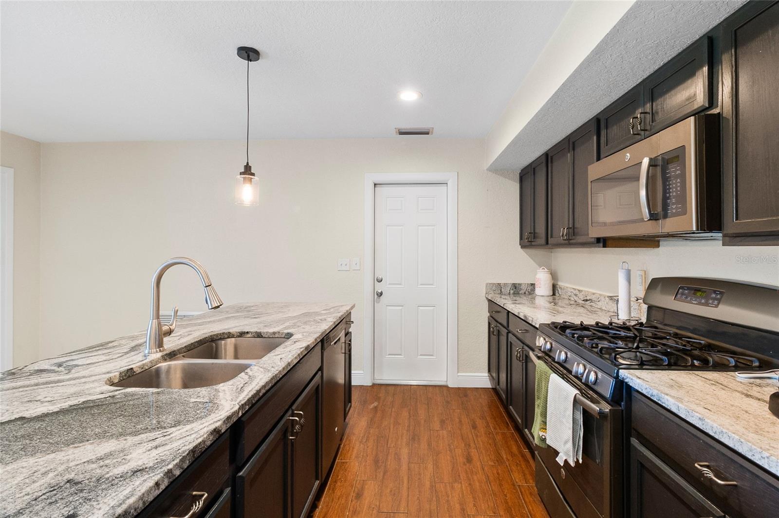 Image 14 of 43 For 7001 18th Street N