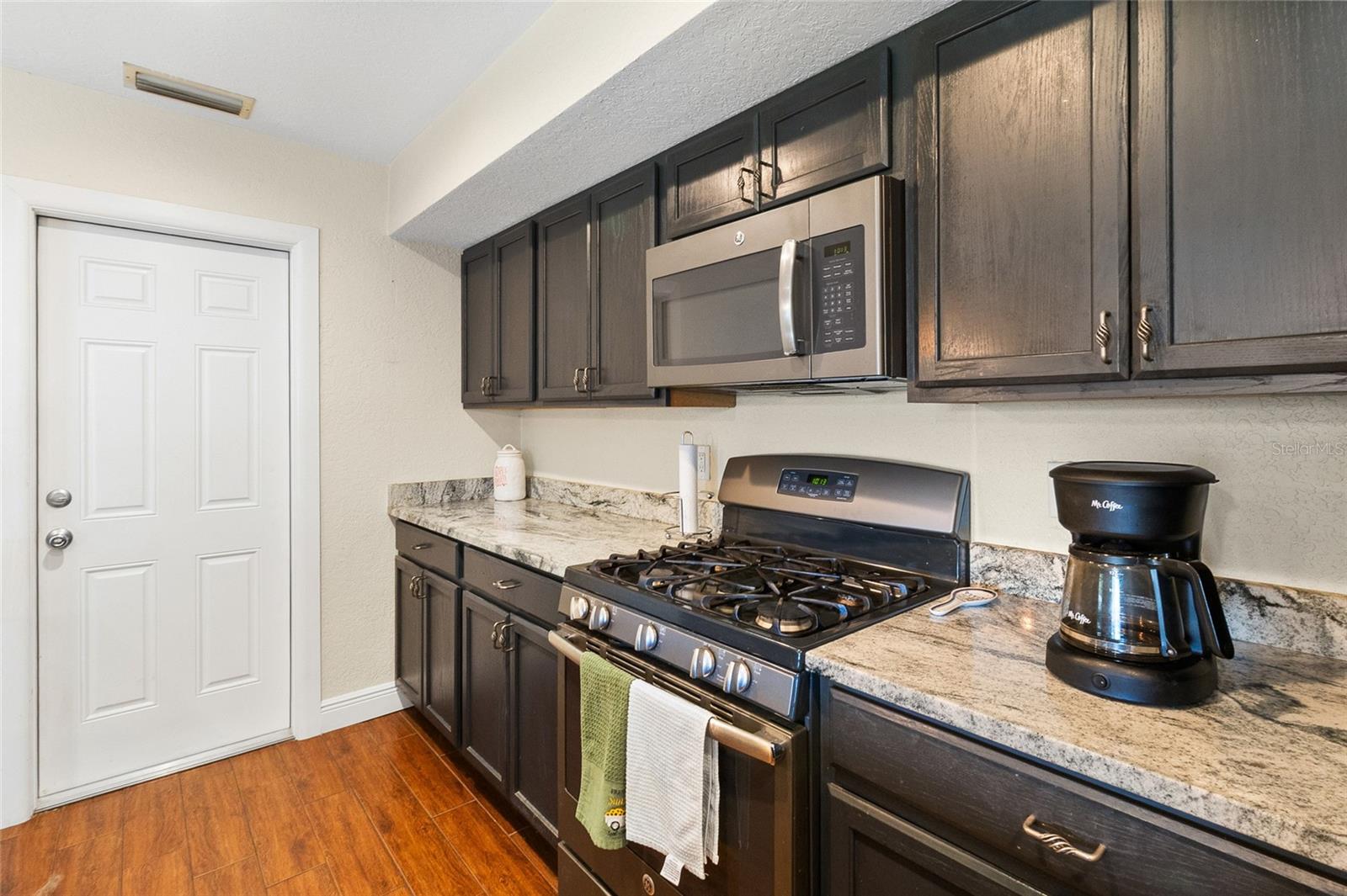 Image 15 of 43 For 7001 18th Street N