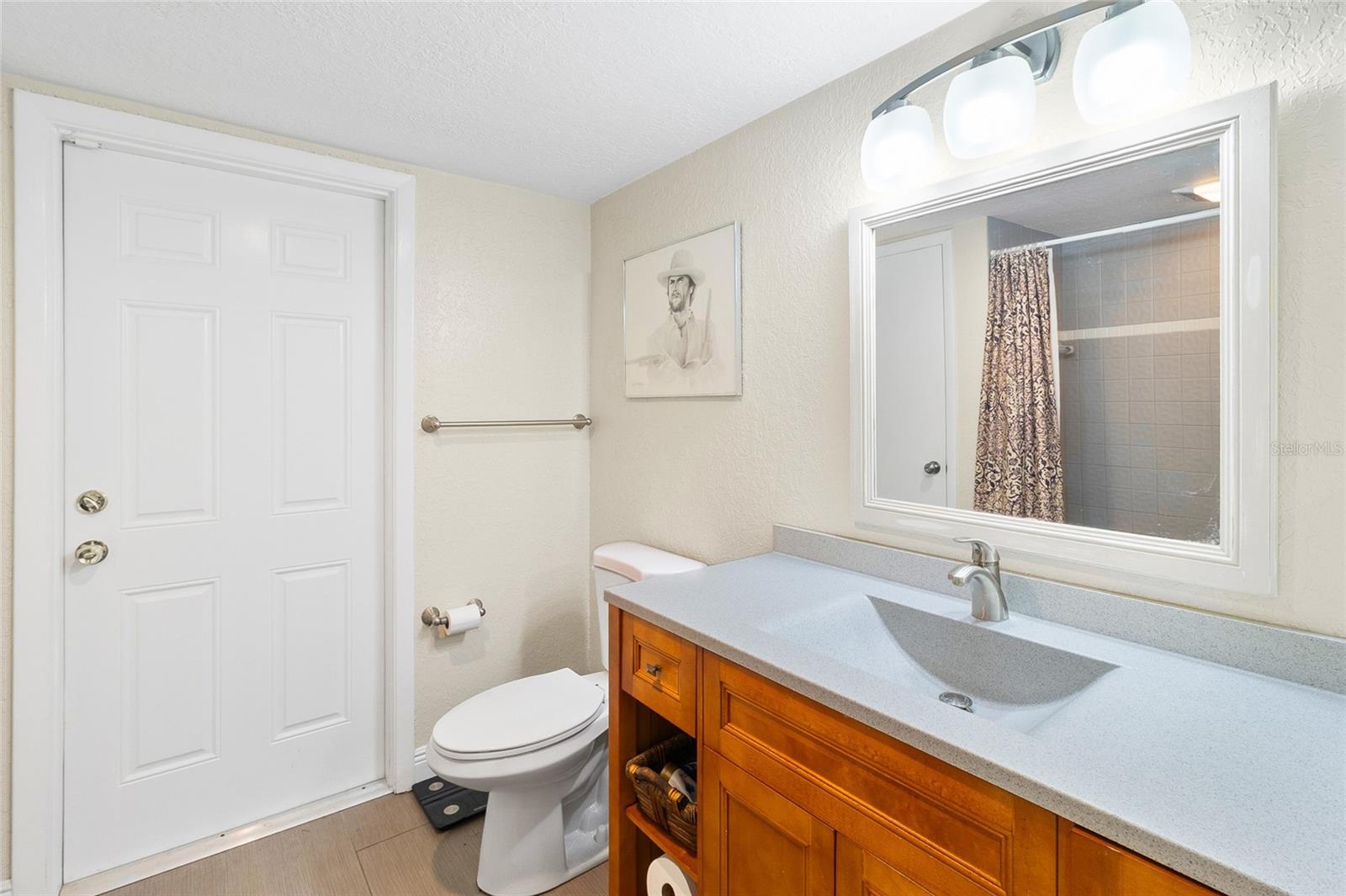 Image 27 of 43 For 7001 18th Street N