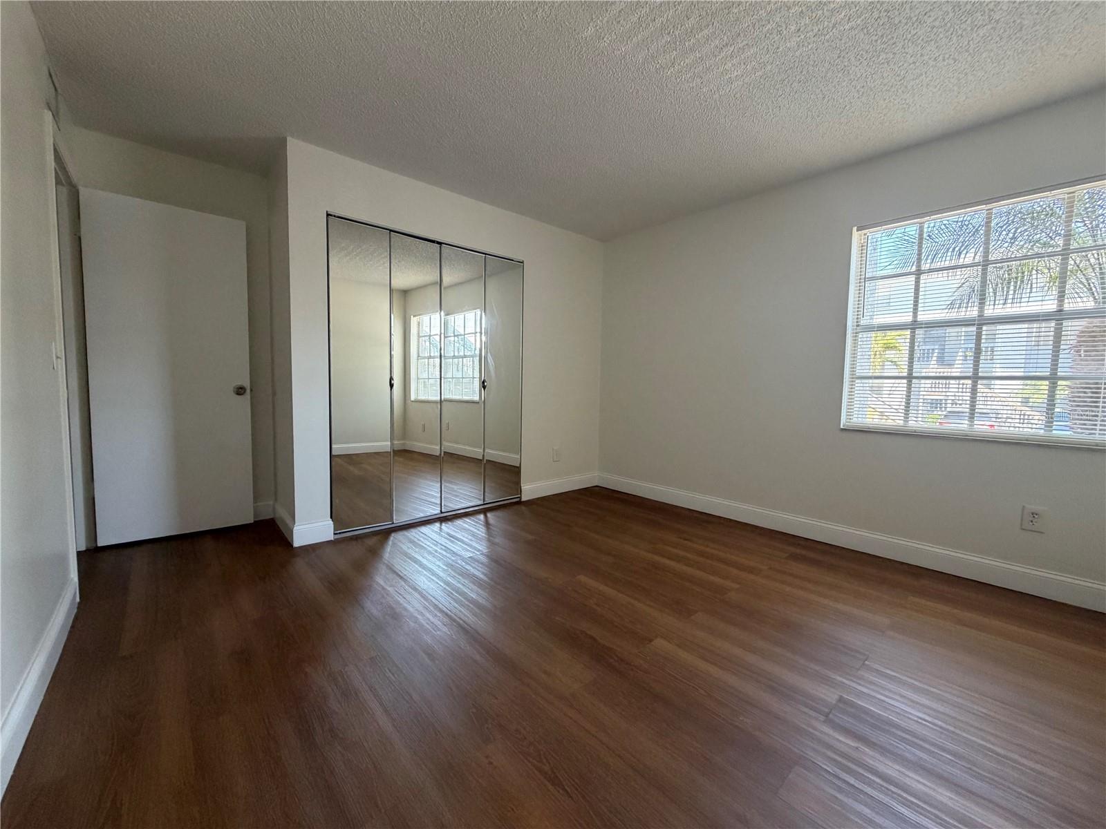 Image 10 of 14 For 4831 Mcelroy Avenue F104