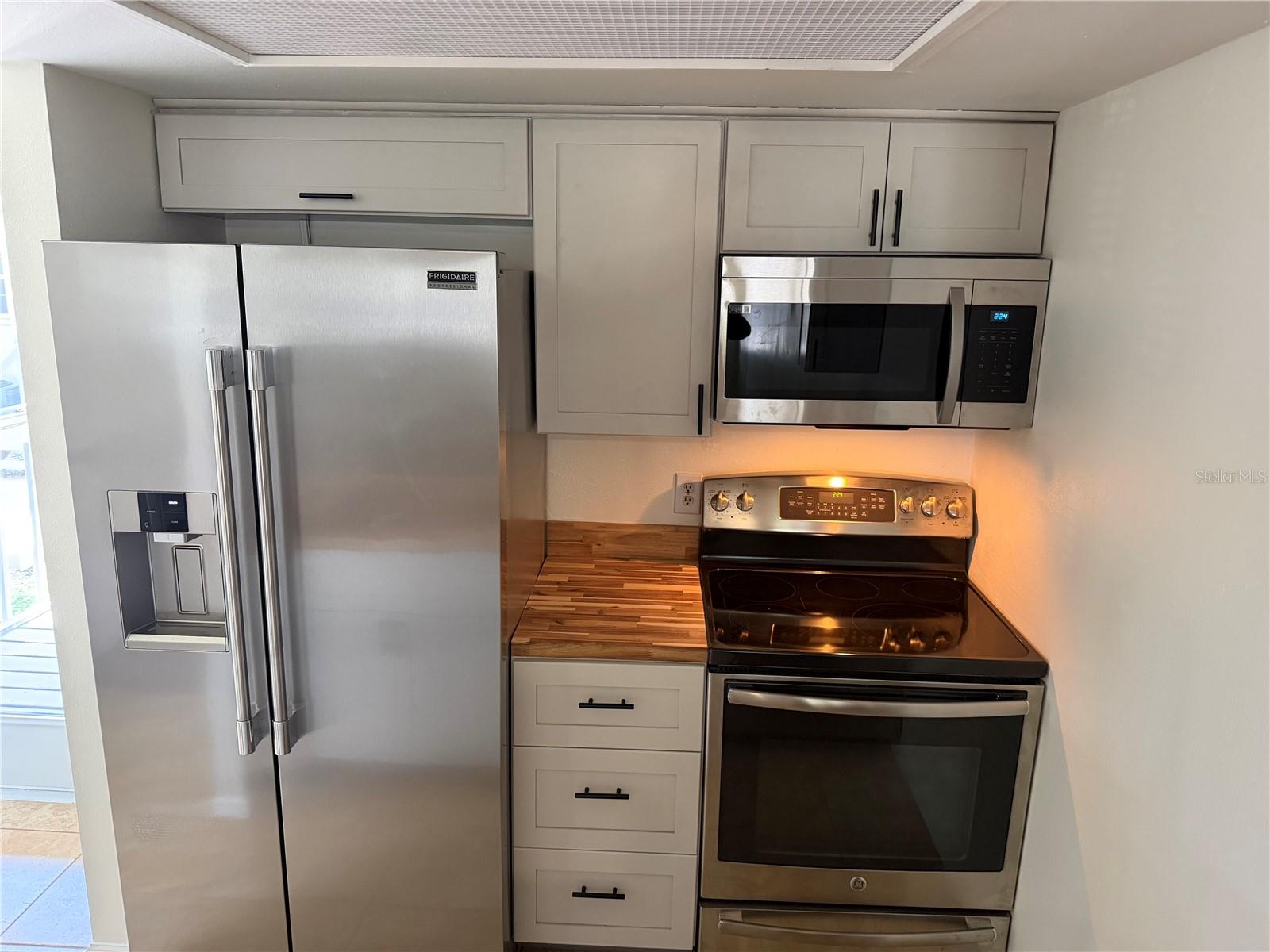 Image 5 of 14 For 4831 Mcelroy Avenue F104