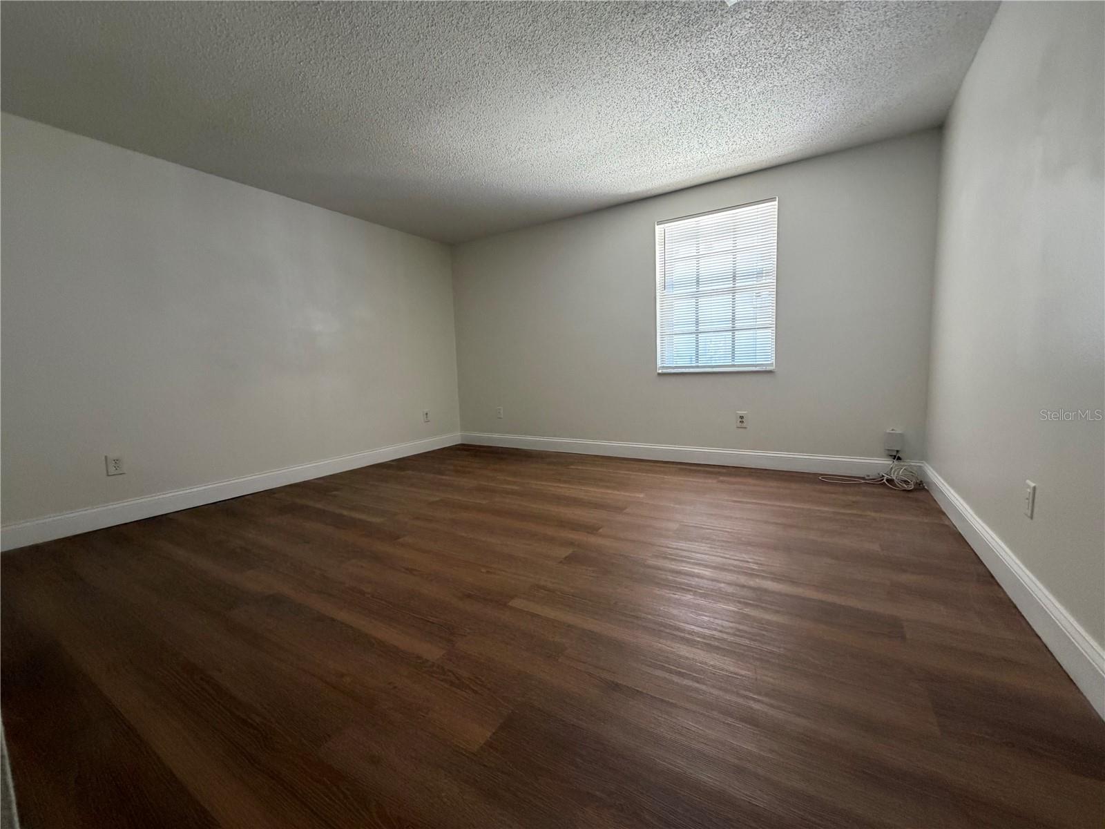 Image 9 of 14 For 4831 Mcelroy Avenue F104