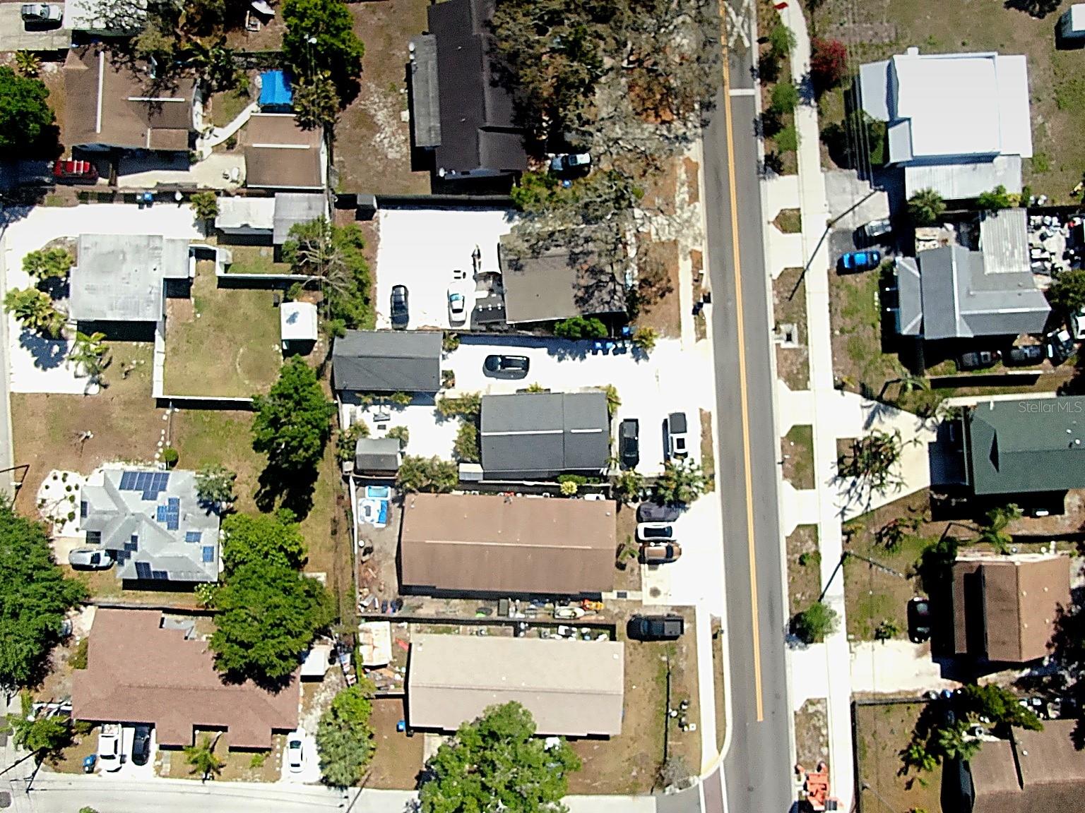 Image 10 of 27 For 522 Rosery Road Nw