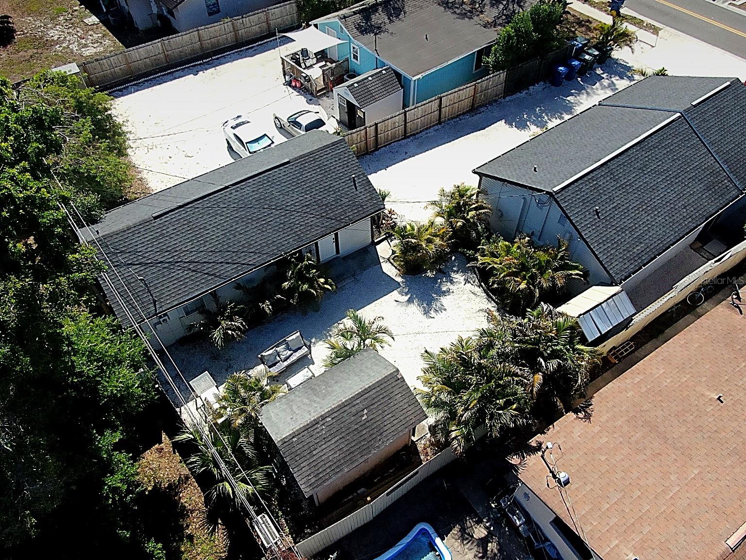 Image 11 of 27 For 522 Rosery Road Nw