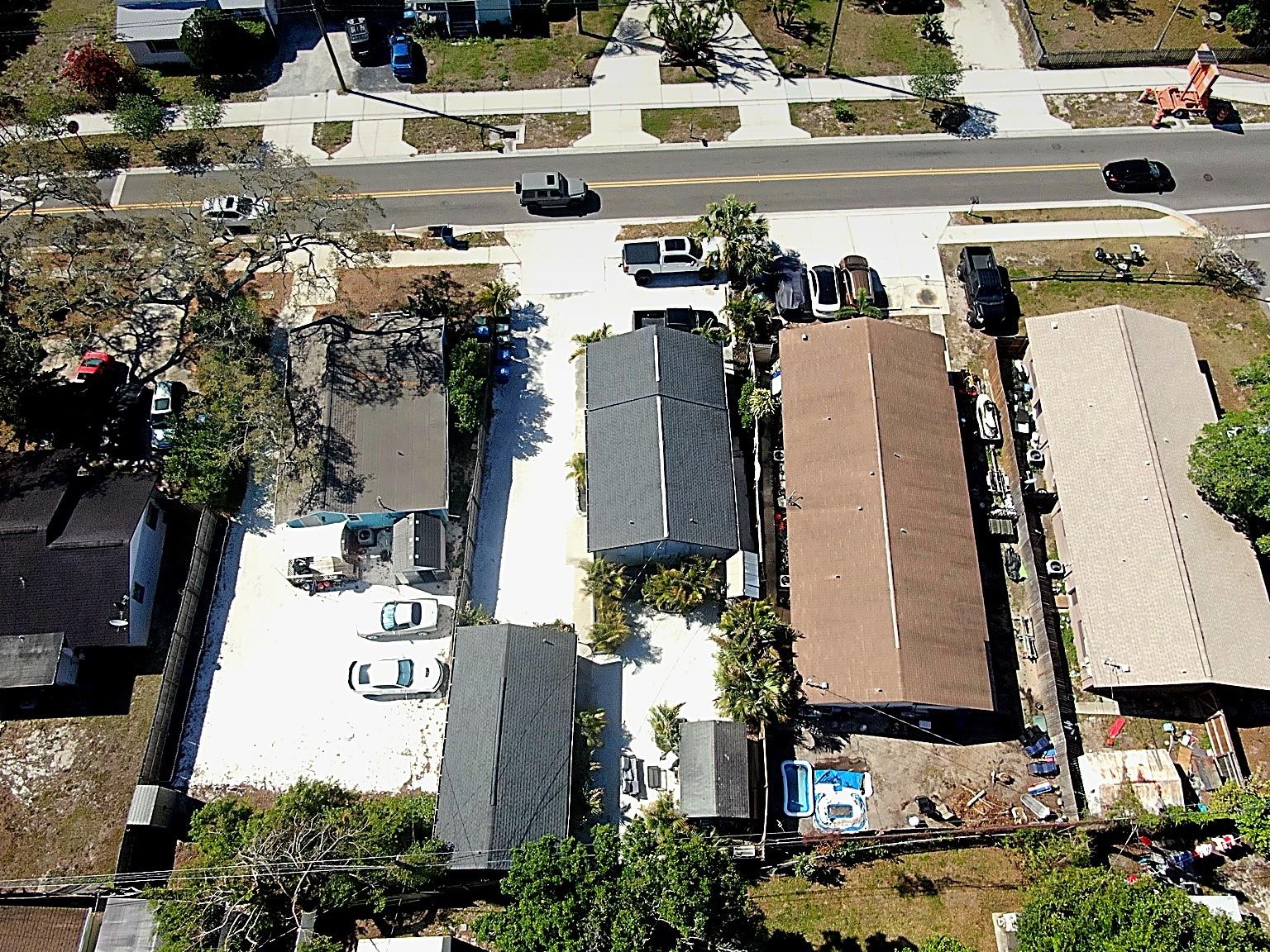 Image 12 of 27 For 522 Rosery Road Nw