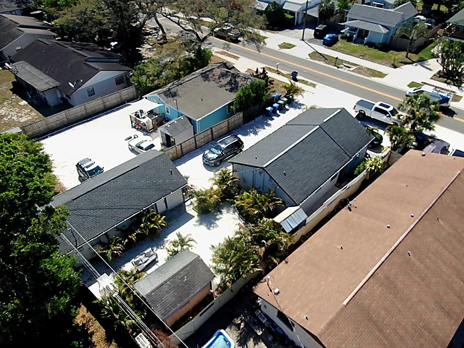 Image 7 of 27 For 522 Rosery Road Nw