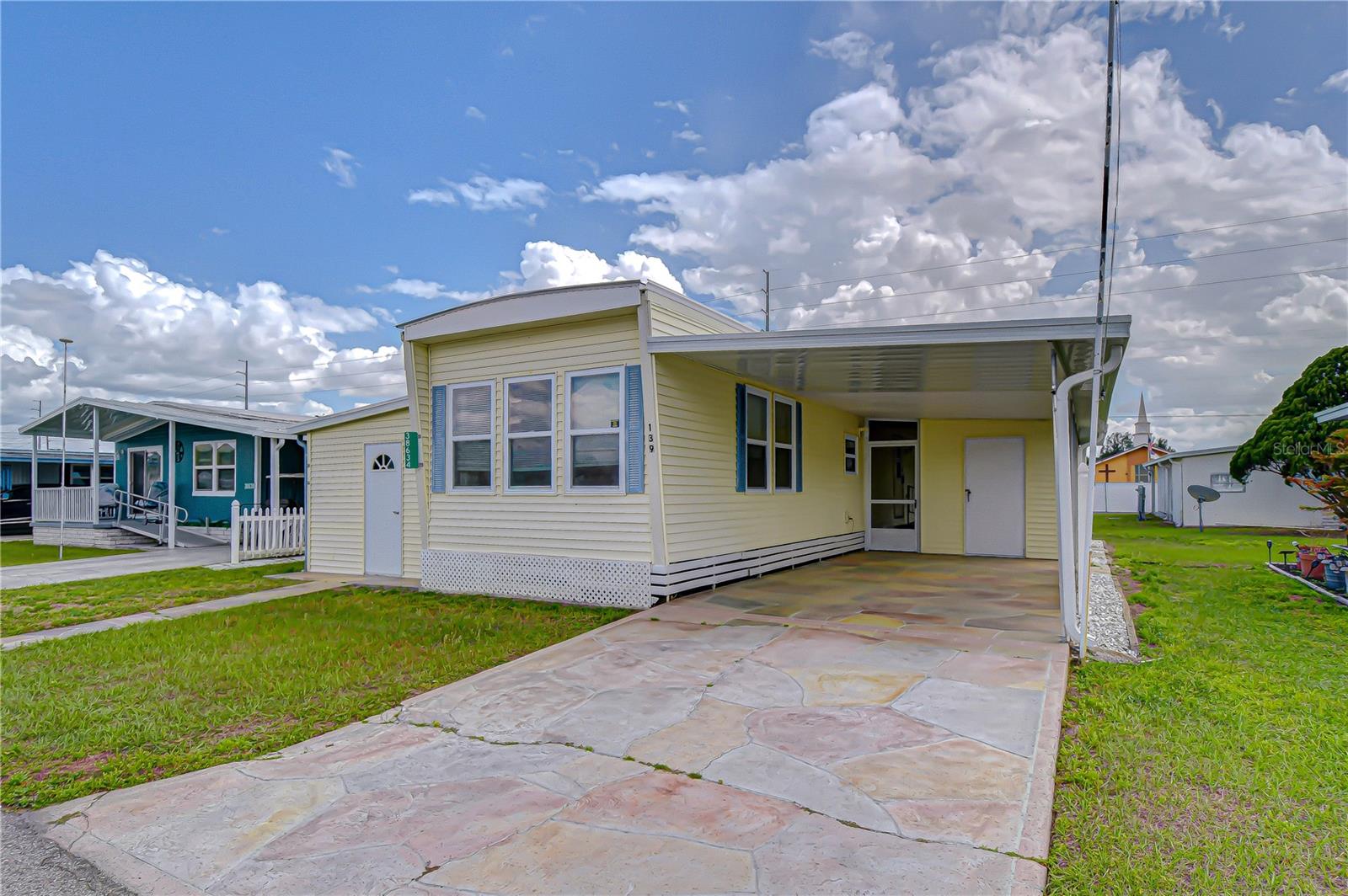 Image 32 of 48 For 38634 Lansing Avenue