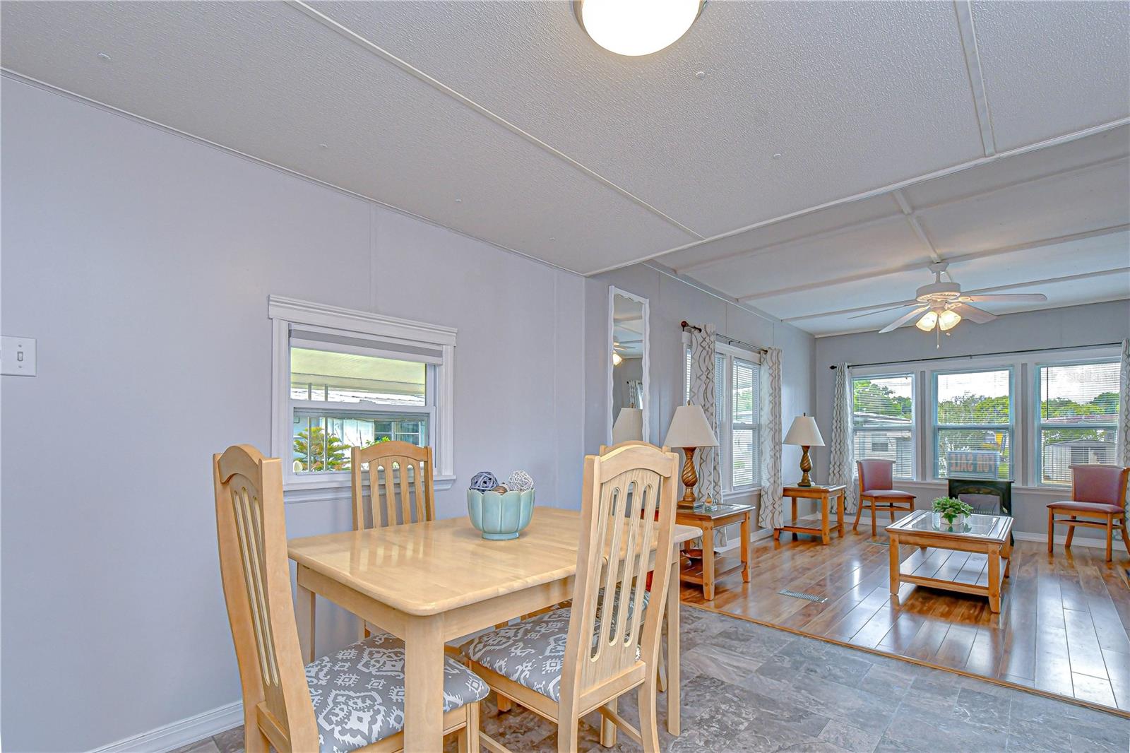 Image 9 of 48 For 38634 Lansing Avenue