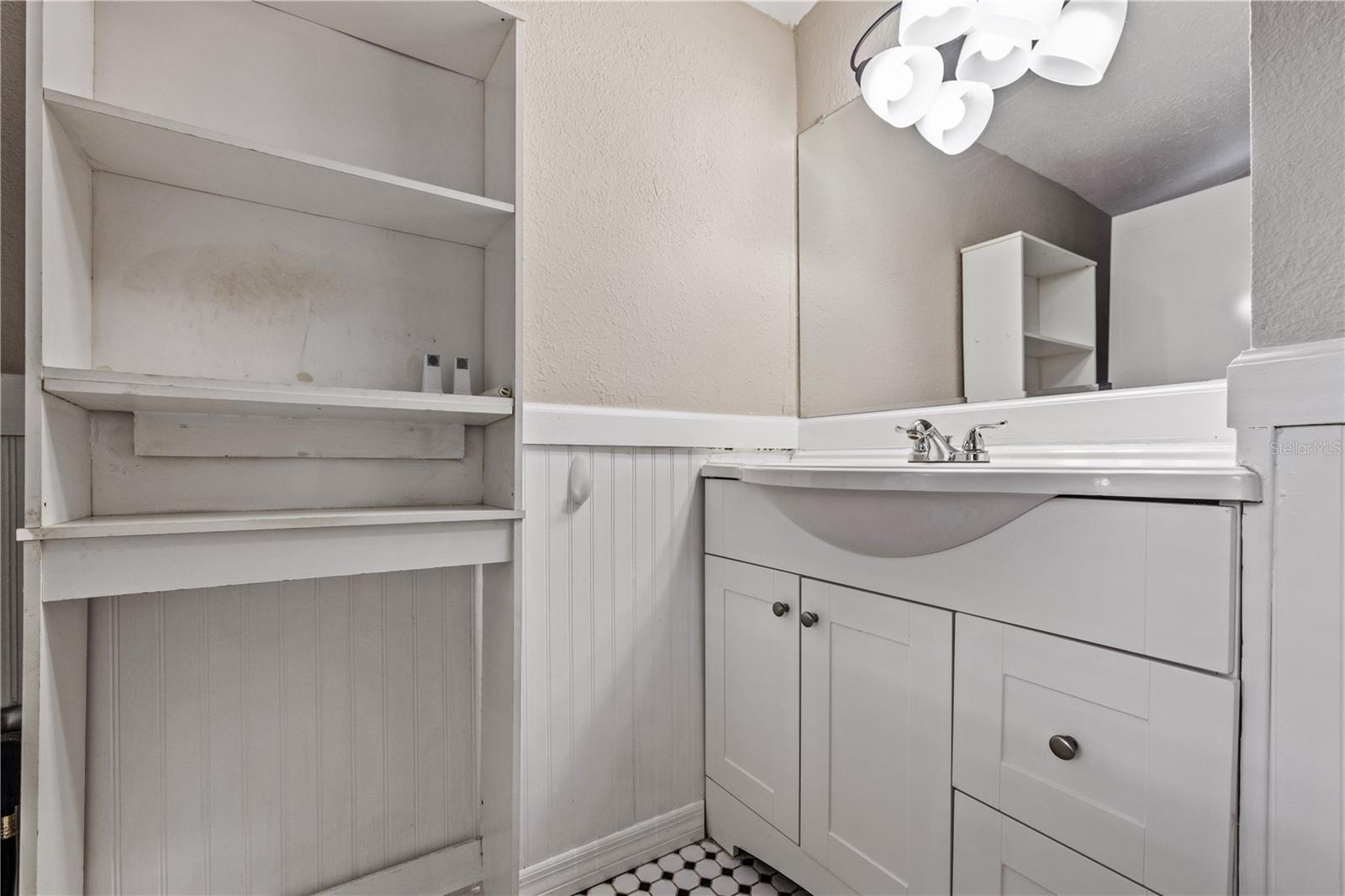 Image 16 of 21 For 1209 Ida Street