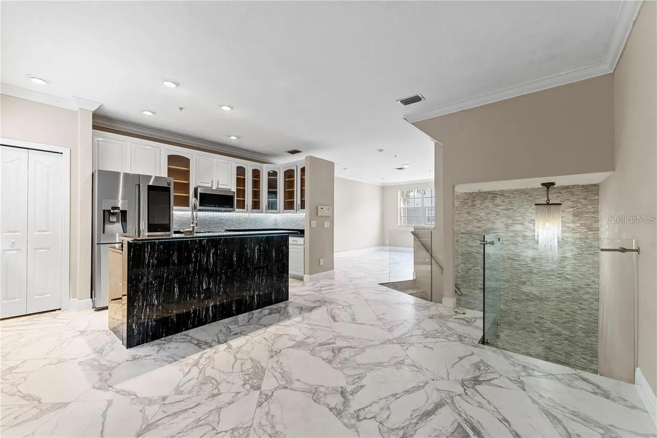 Image 14 of 33 For 1437 Harbour Walk Road