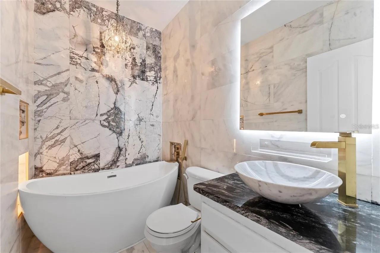 Image 29 of 33 For 1437 Harbour Walk Road