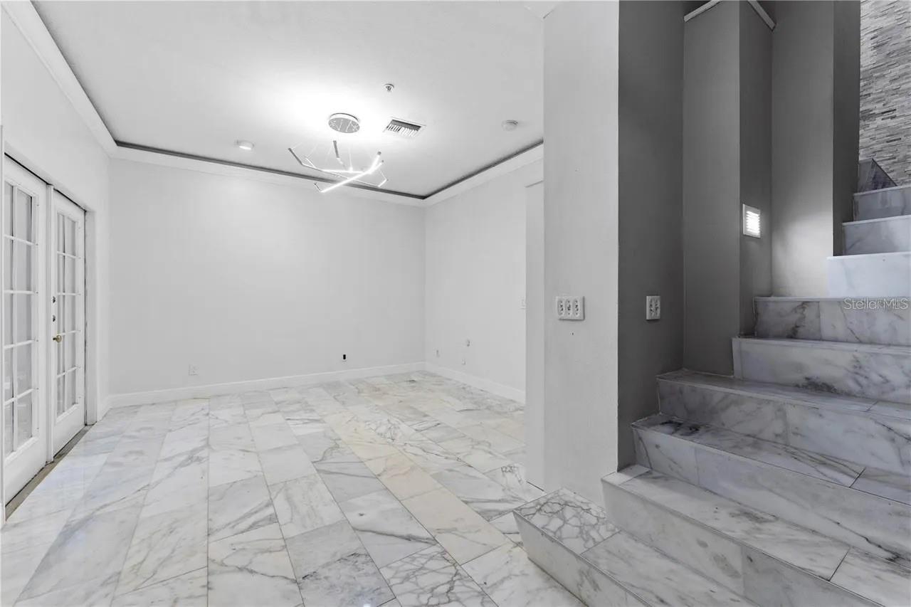 Image 4 of 33 For 1437 Harbour Walk Road