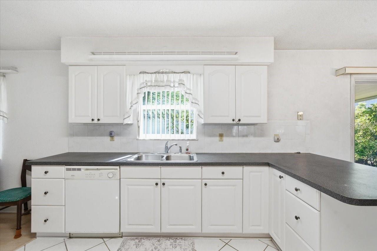 Image 13 of 34 For 140 Patlin Circle E