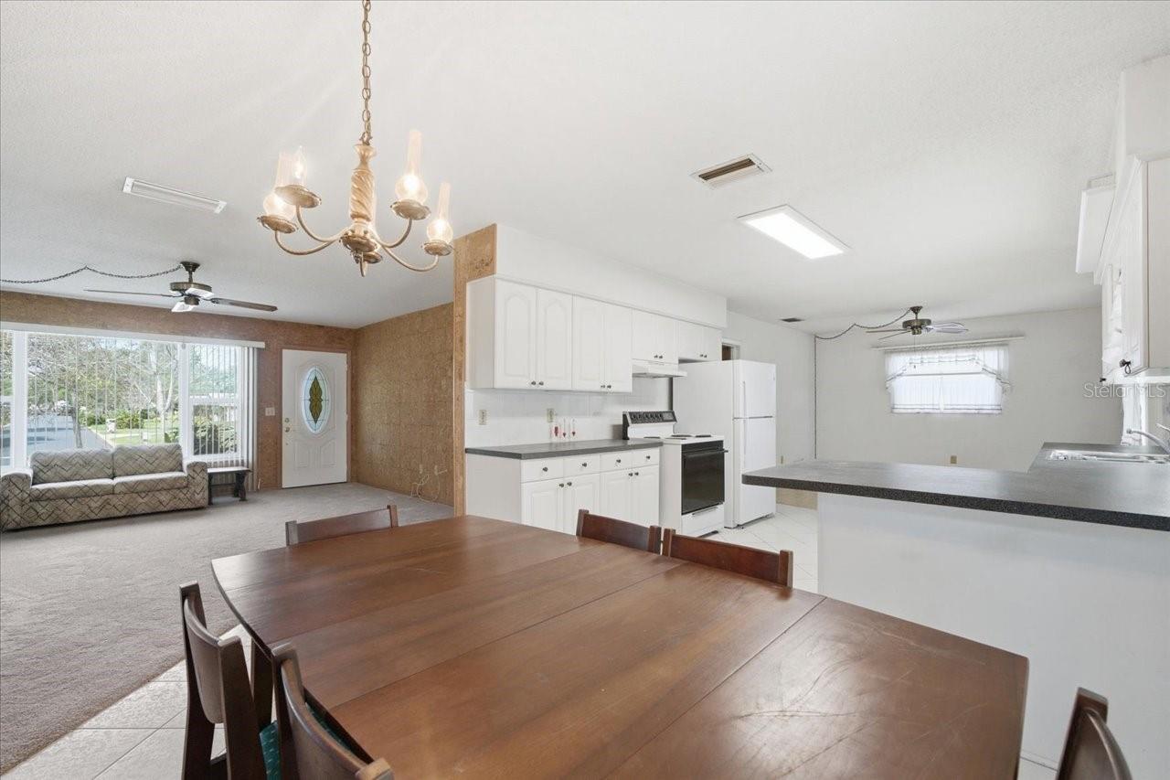 Image 20 of 34 For 140 Patlin Circle E