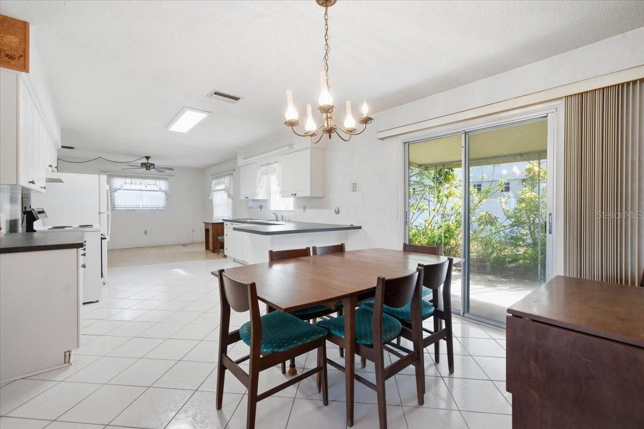 Image 21 of 34 For 140 Patlin Circle E