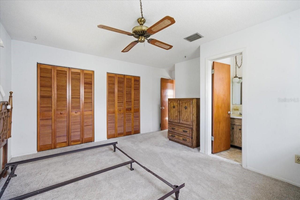 Image 23 of 34 For 140 Patlin Circle E