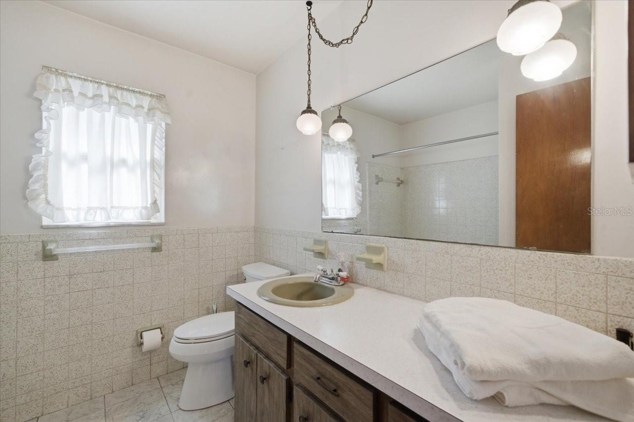 Image 25 of 34 For 140 Patlin Circle E