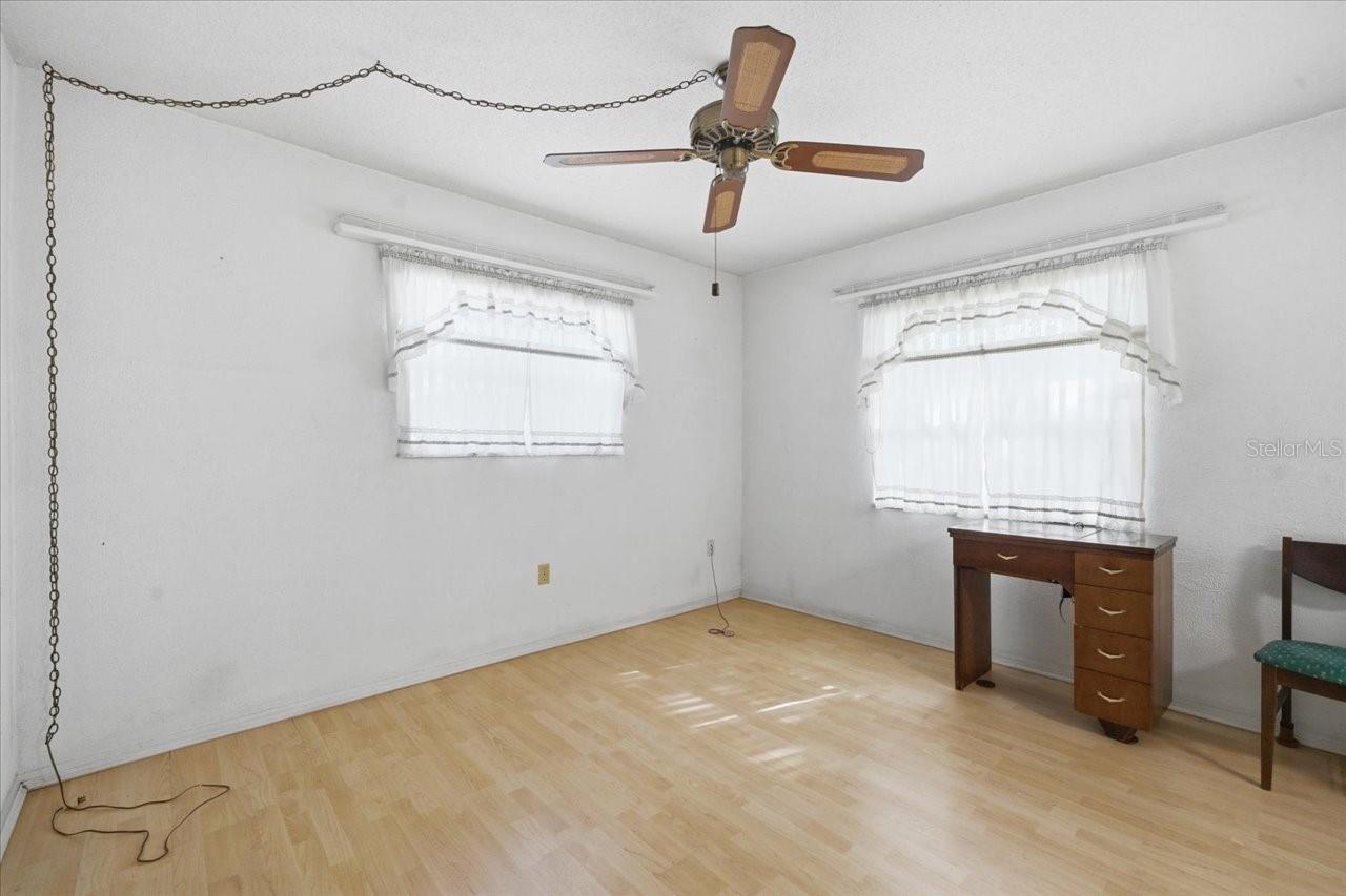 Image 29 of 34 For 140 Patlin Circle E