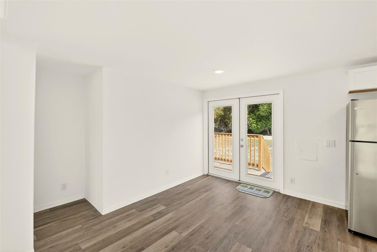 Image 15 of 38 For 10301 Hudson Avenue